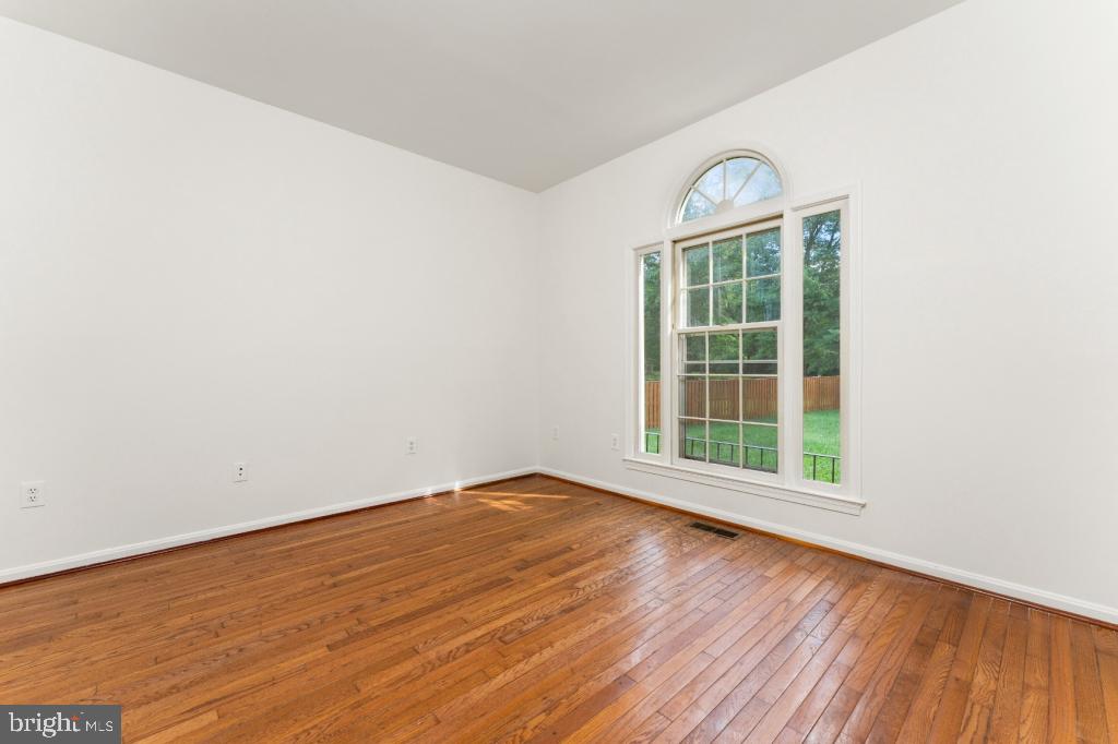 MEADOWS OF MINNIEVILLE - Residential