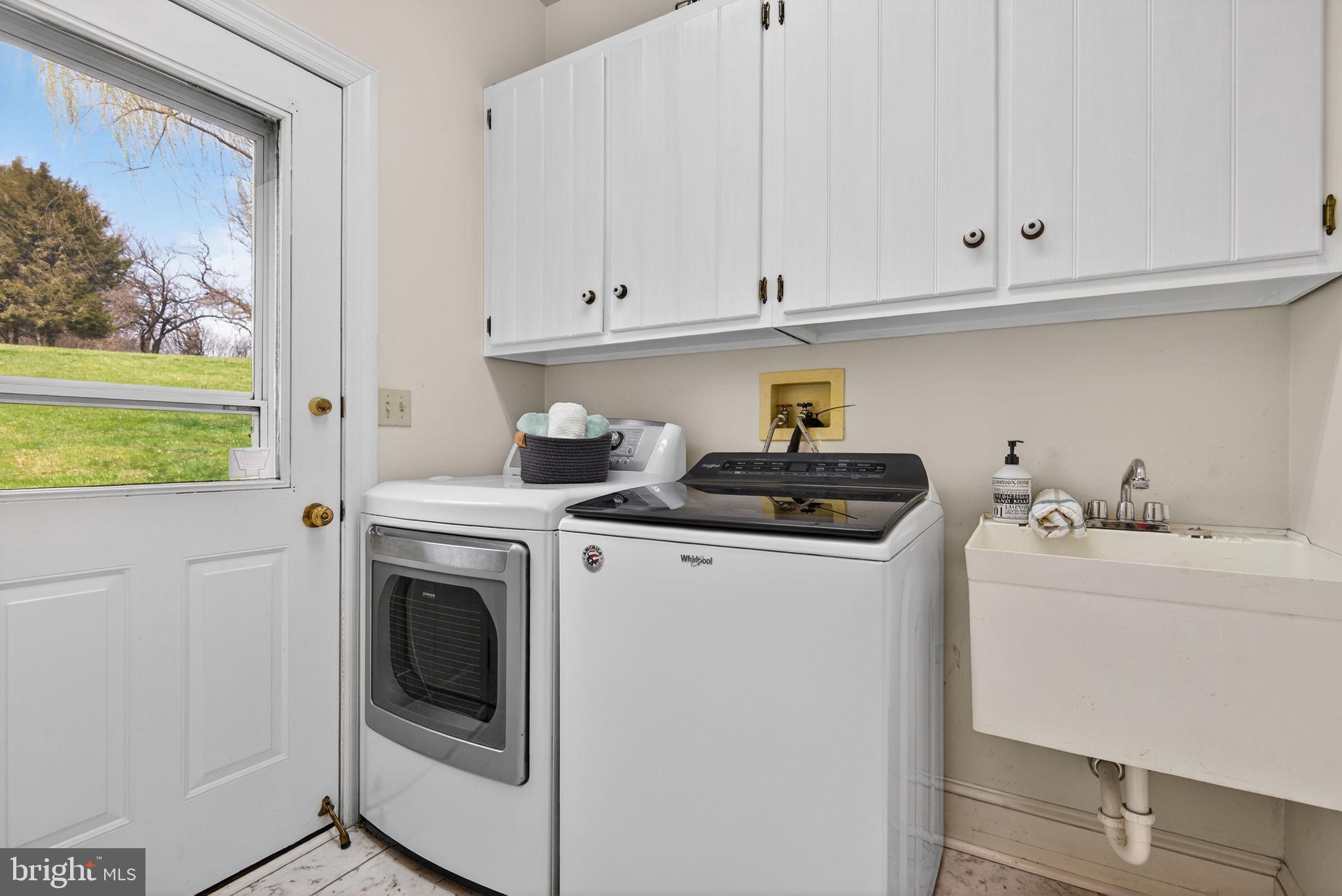 SCHOOL LANE HILLS ESTATES - Residential