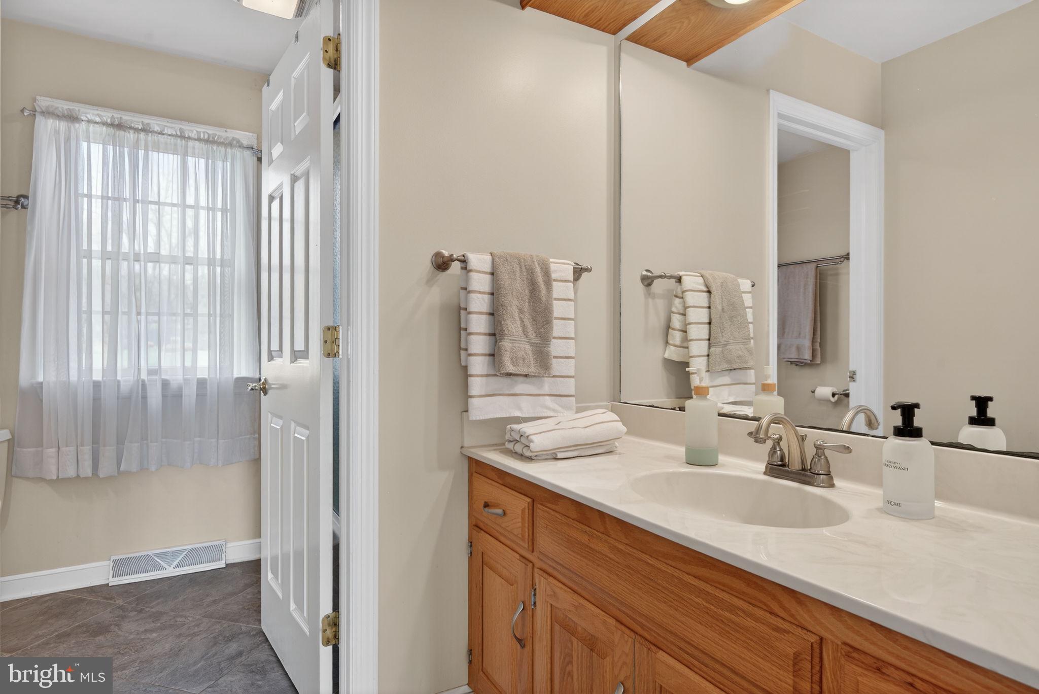 SCHOOL LANE HILLS ESTATES - Residential