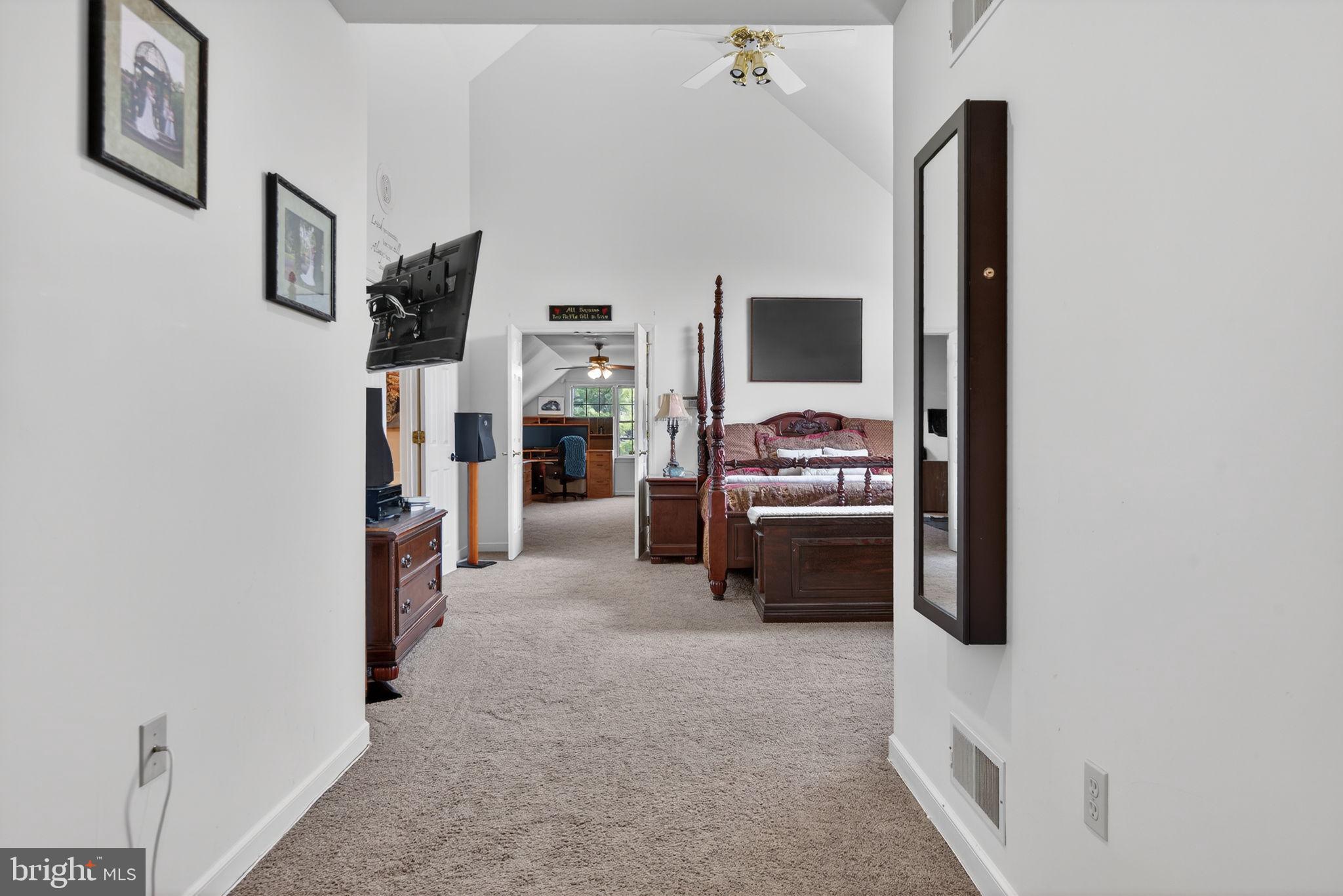 SCHOOL LANE HILLS ESTATES - Residential