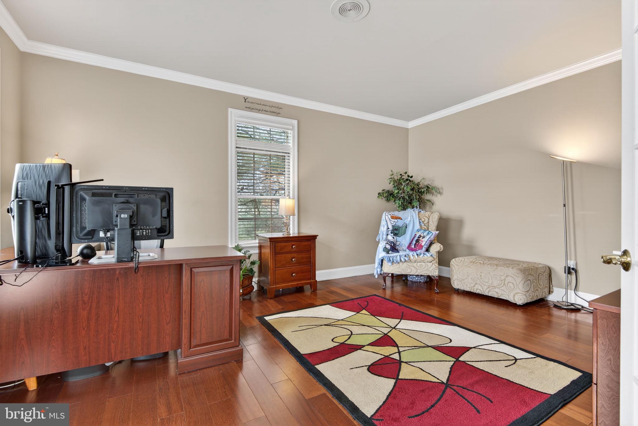 SCHOOL LANE HILLS ESTATES - Residential