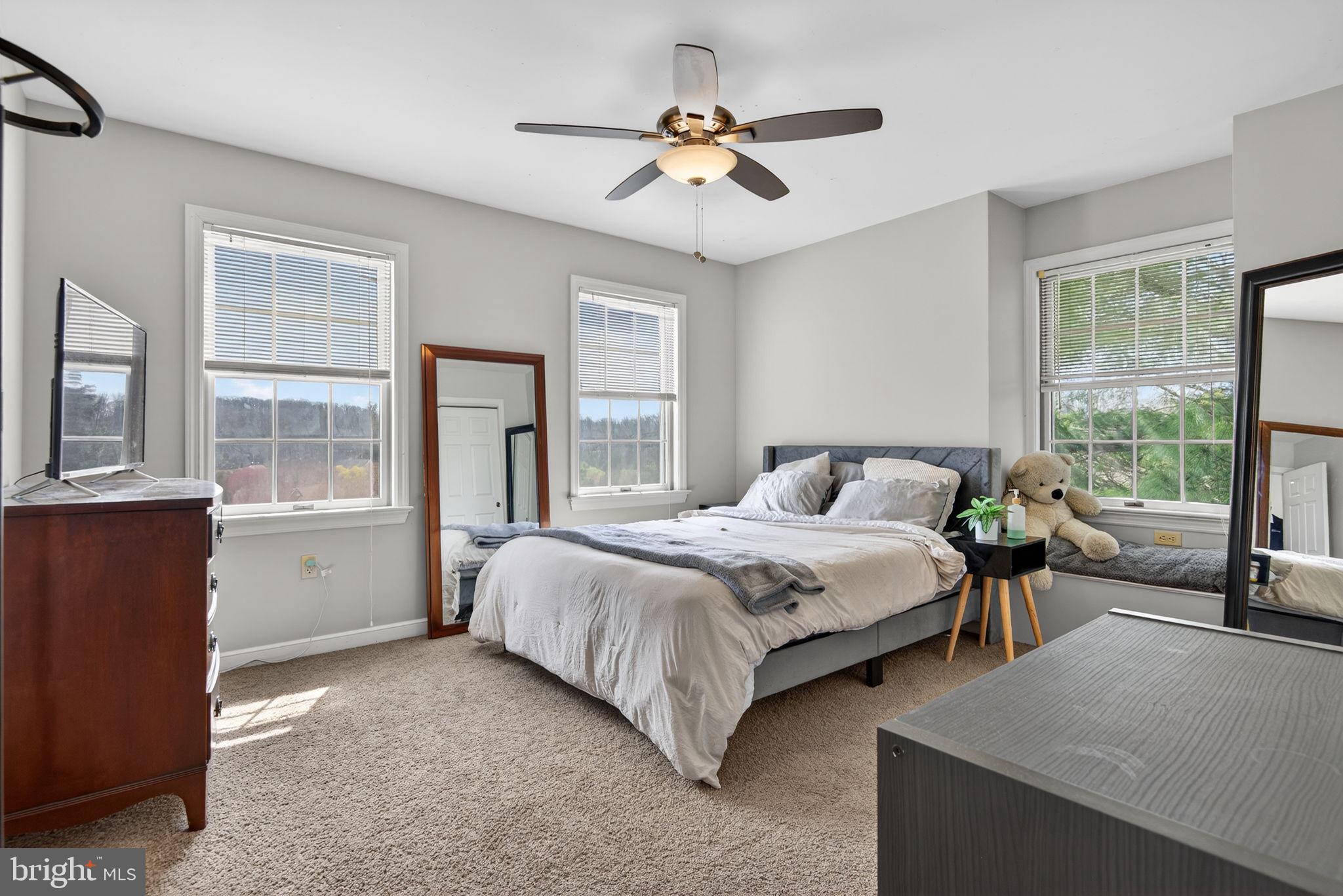 SCHOOL LANE HILLS ESTATES - Residential