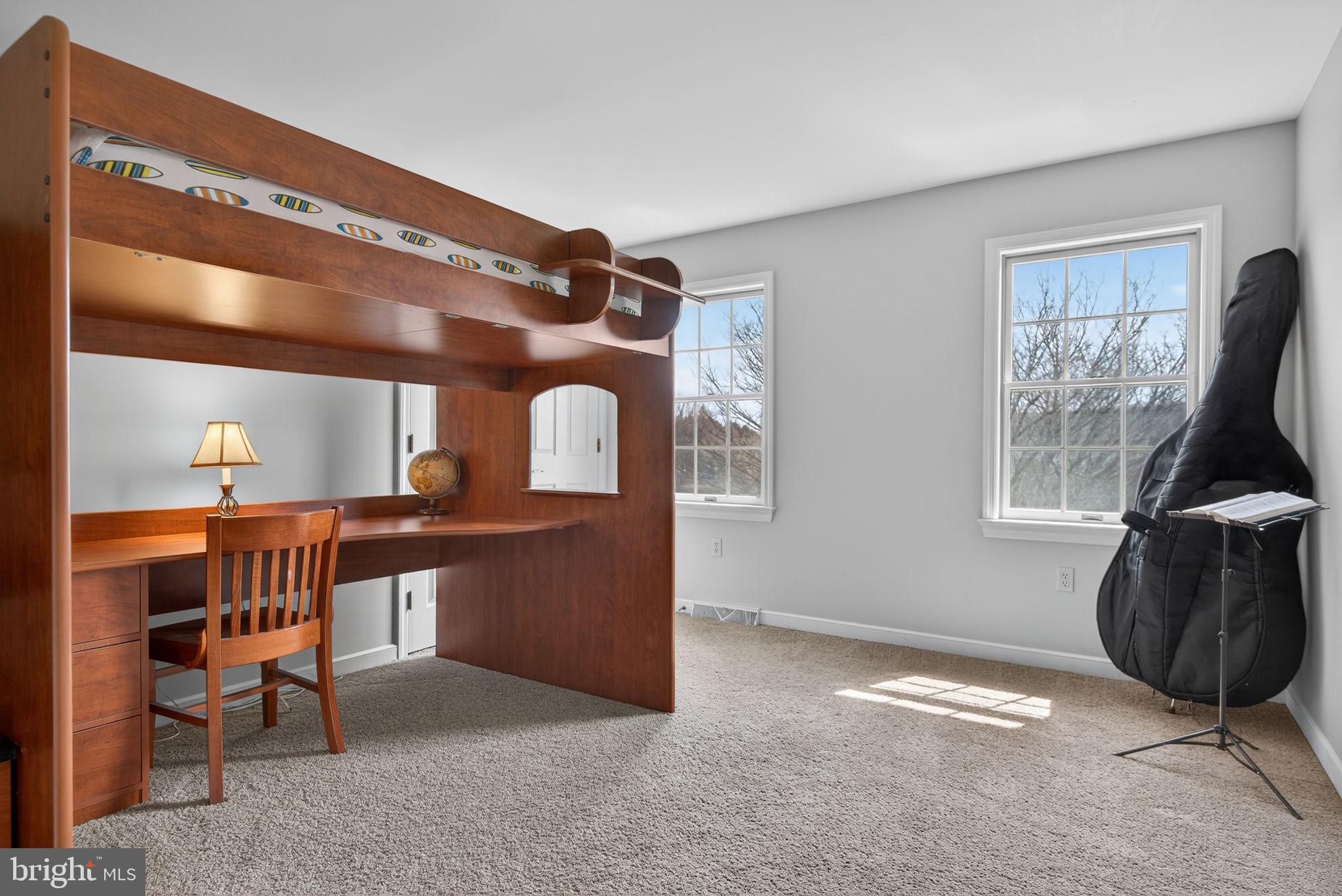 SCHOOL LANE HILLS ESTATES - Residential