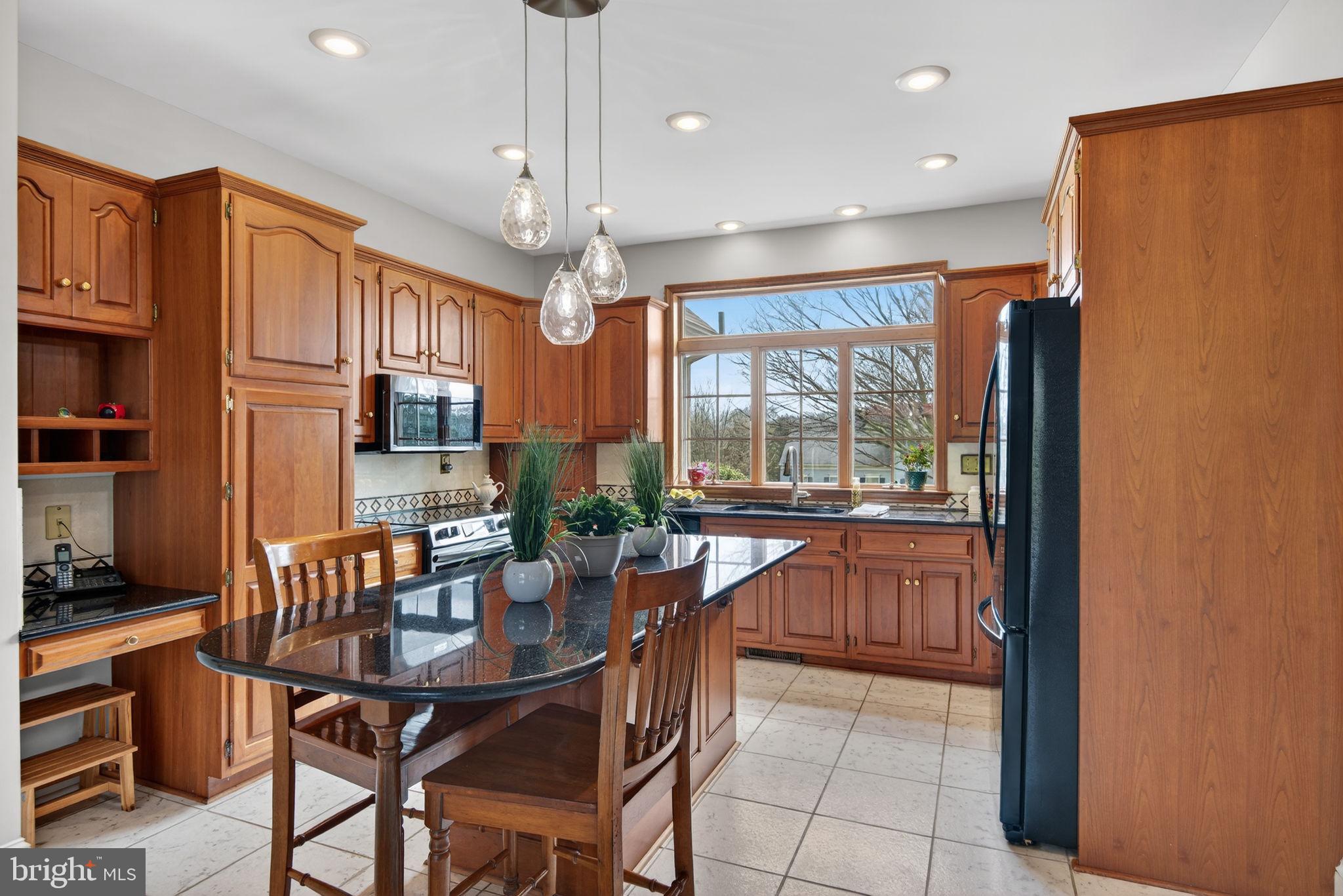 SCHOOL LANE HILLS ESTATES - Residential