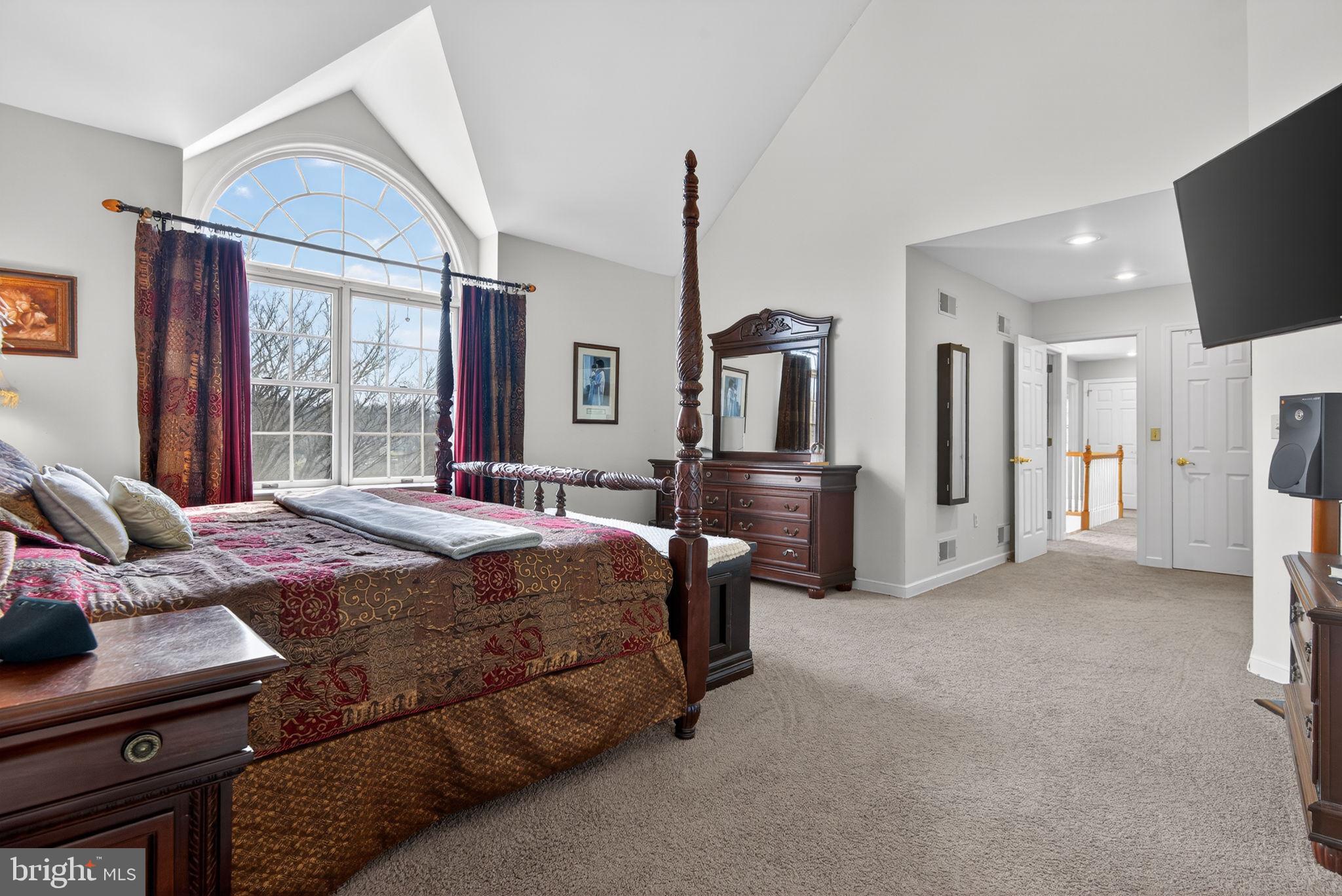 SCHOOL LANE HILLS ESTATES - Residential