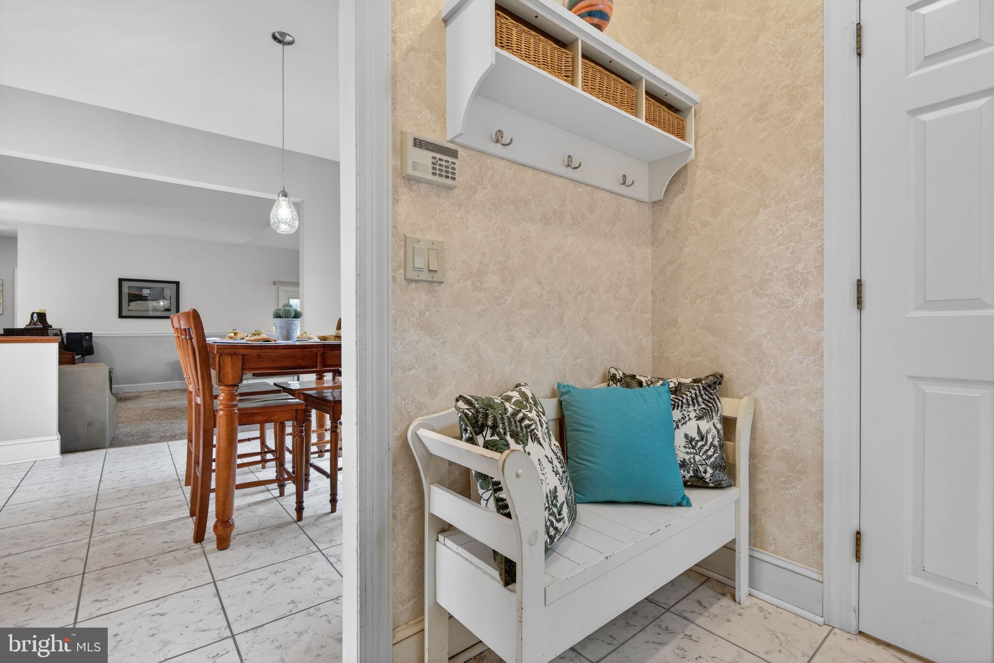 SCHOOL LANE HILLS ESTATES - Residential