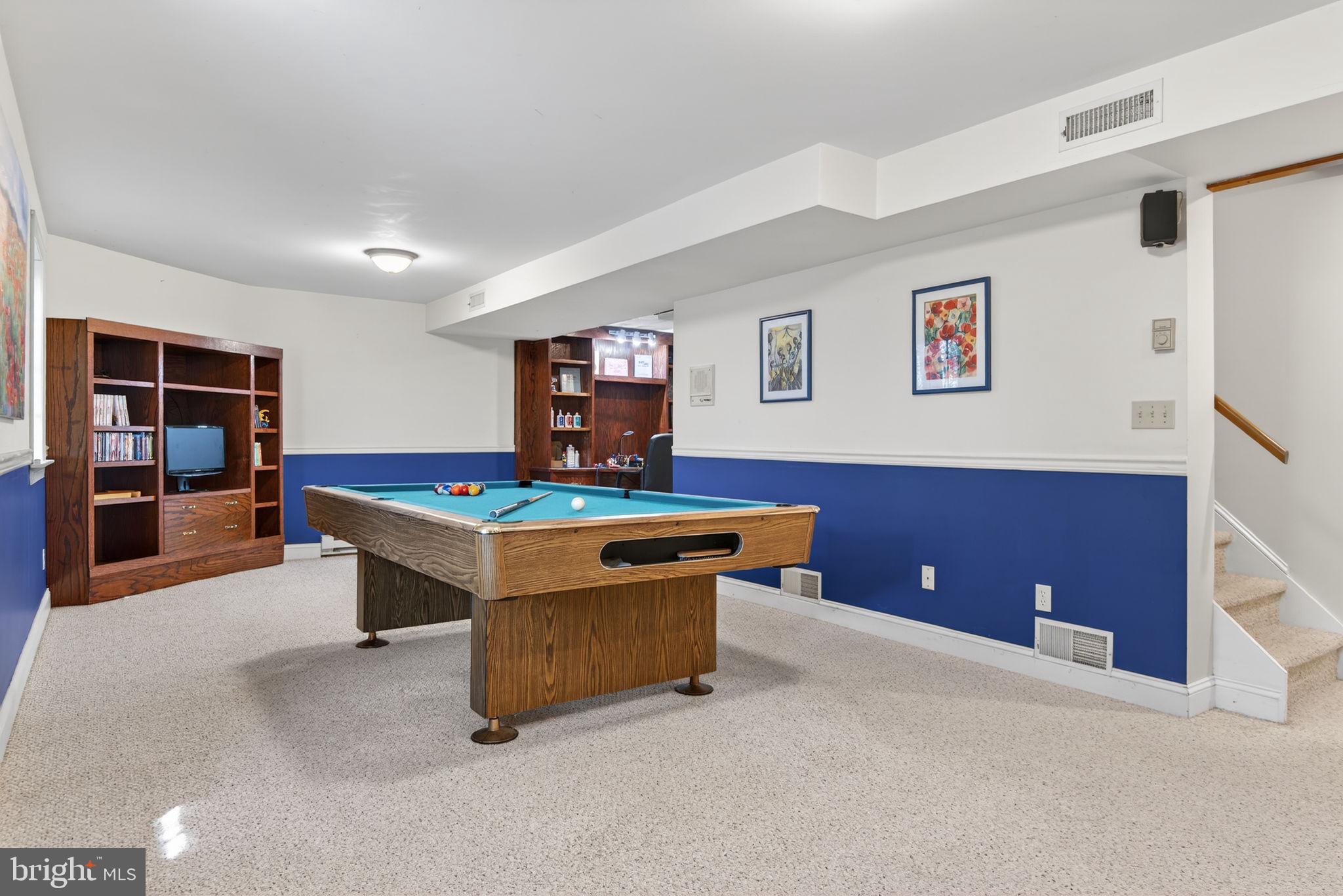 SCHOOL LANE HILLS ESTATES - Residential