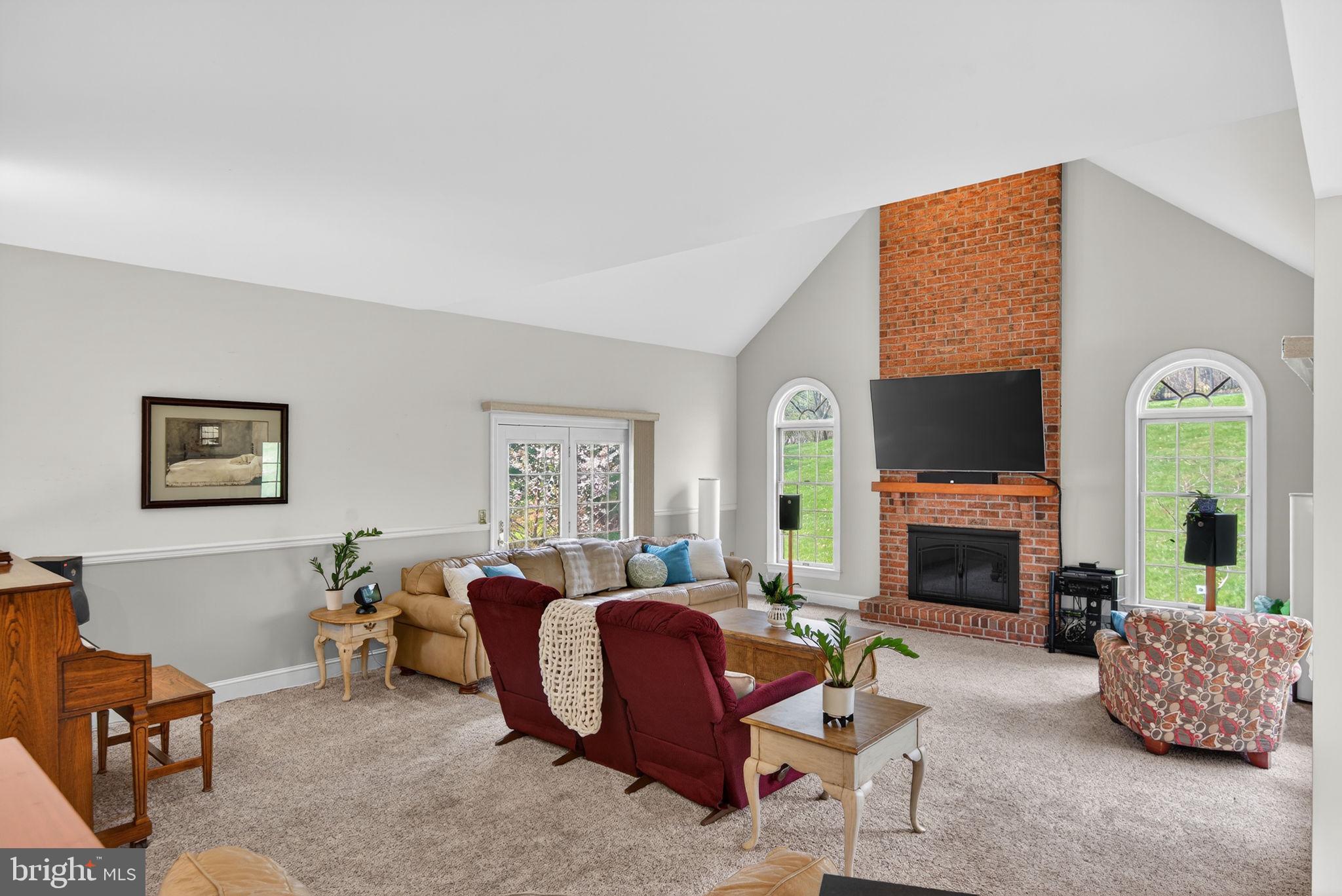 SCHOOL LANE HILLS ESTATES - Residential