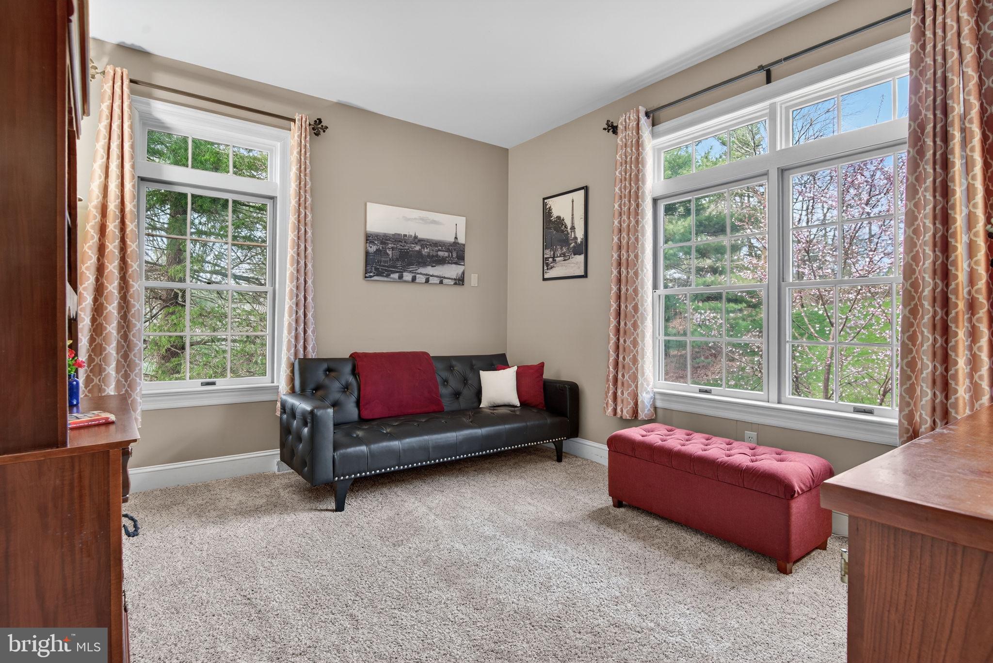 SCHOOL LANE HILLS ESTATES - Residential