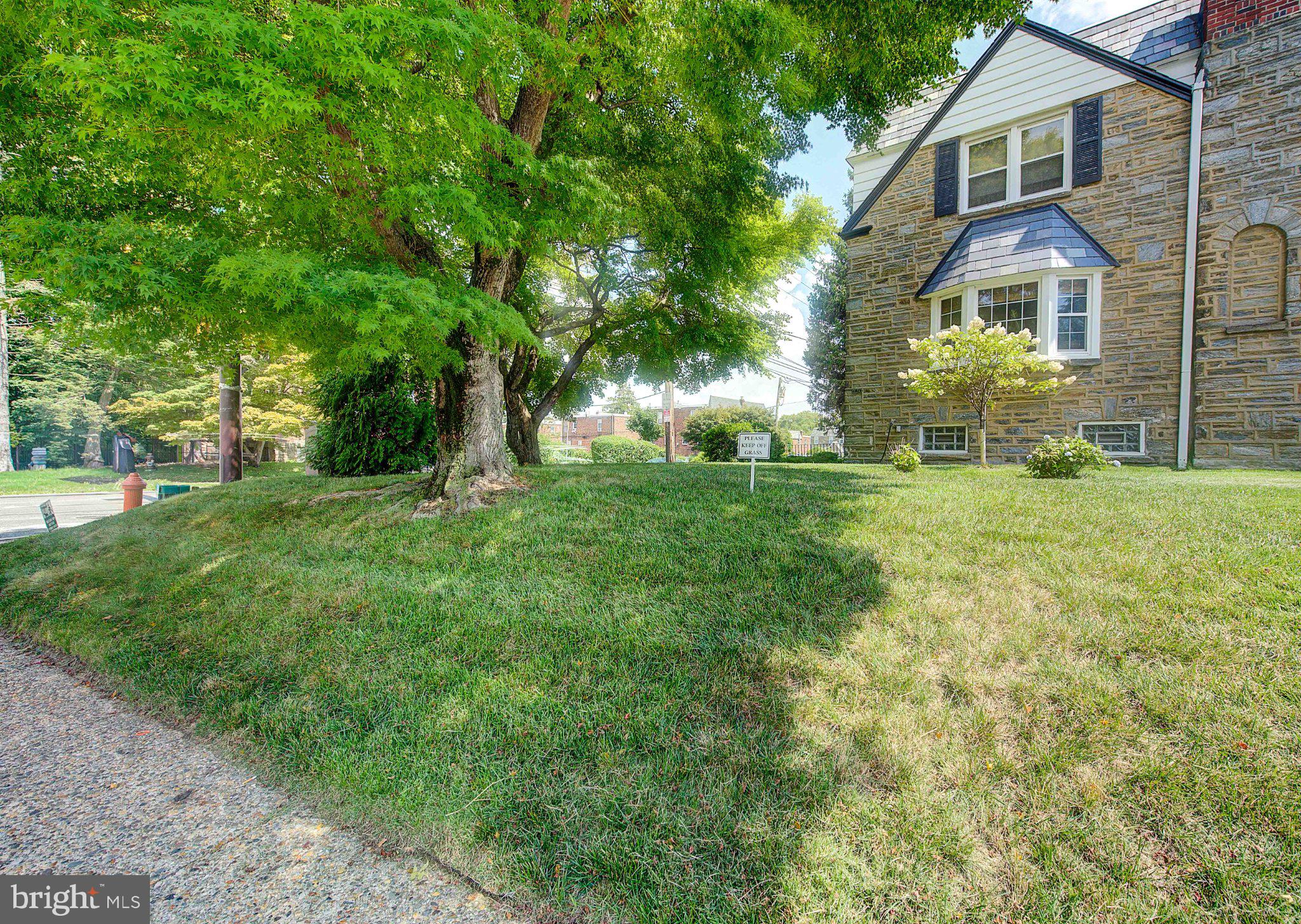834 E VERNON ROAD