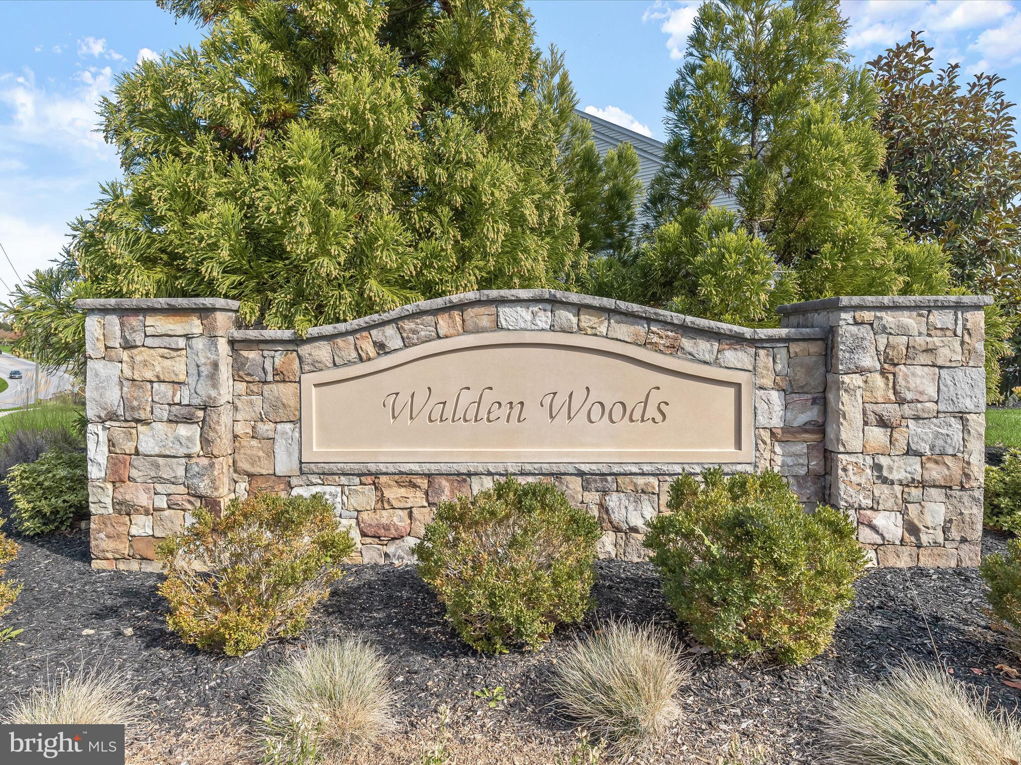 WALDEN WOODS - Residential