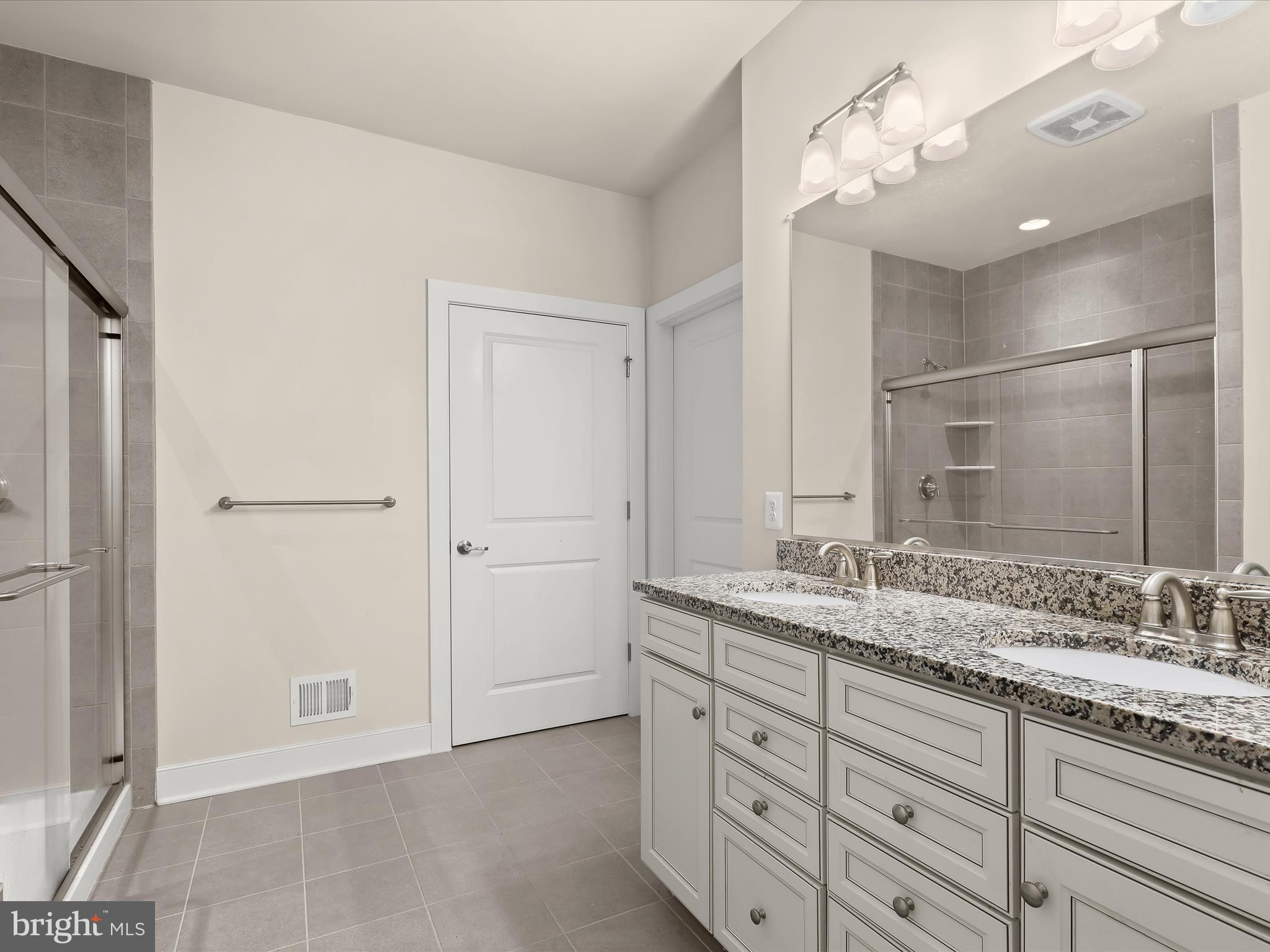 WALDEN WOODS - Residential