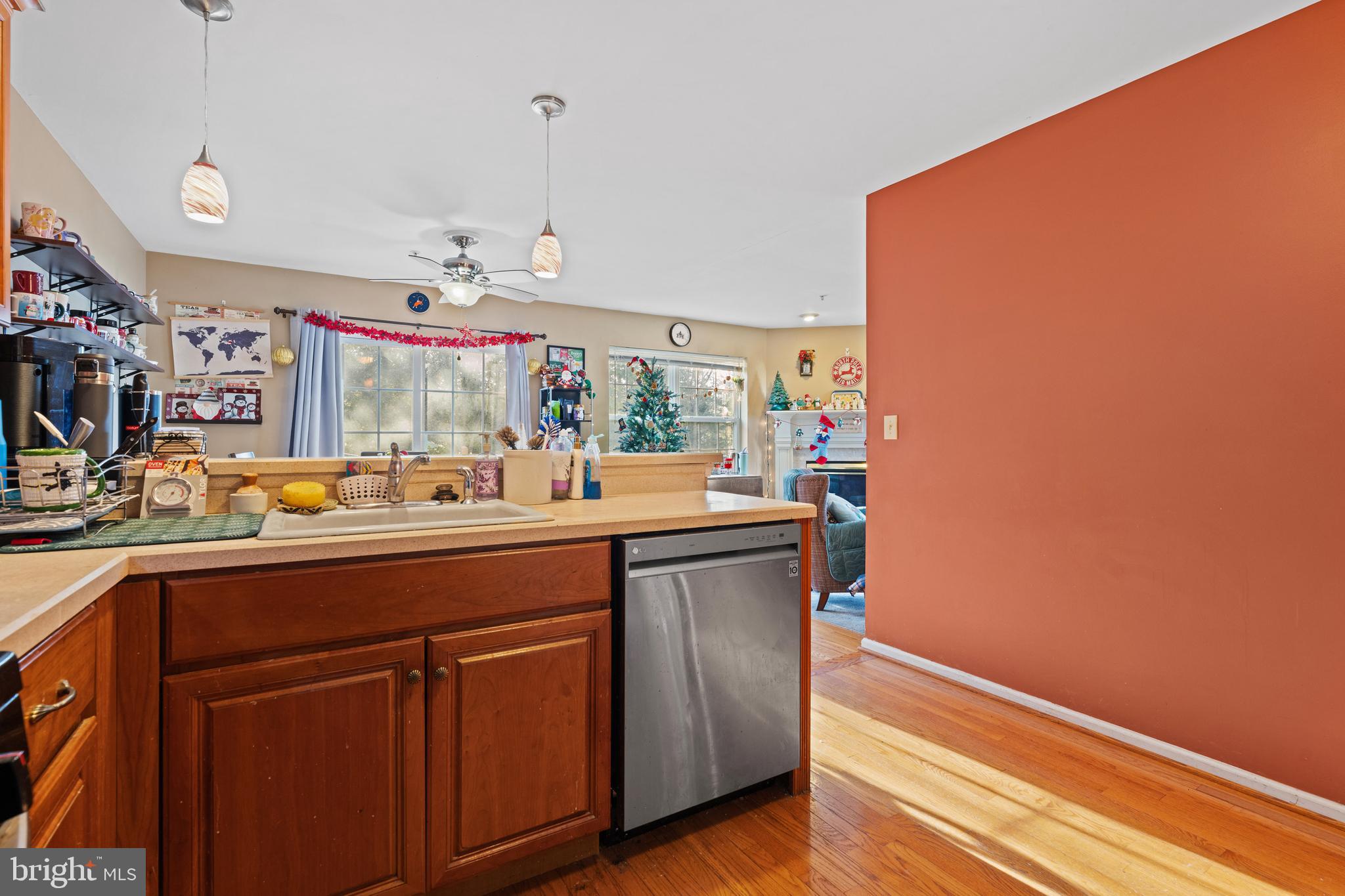 SUMMER LEA - Residential