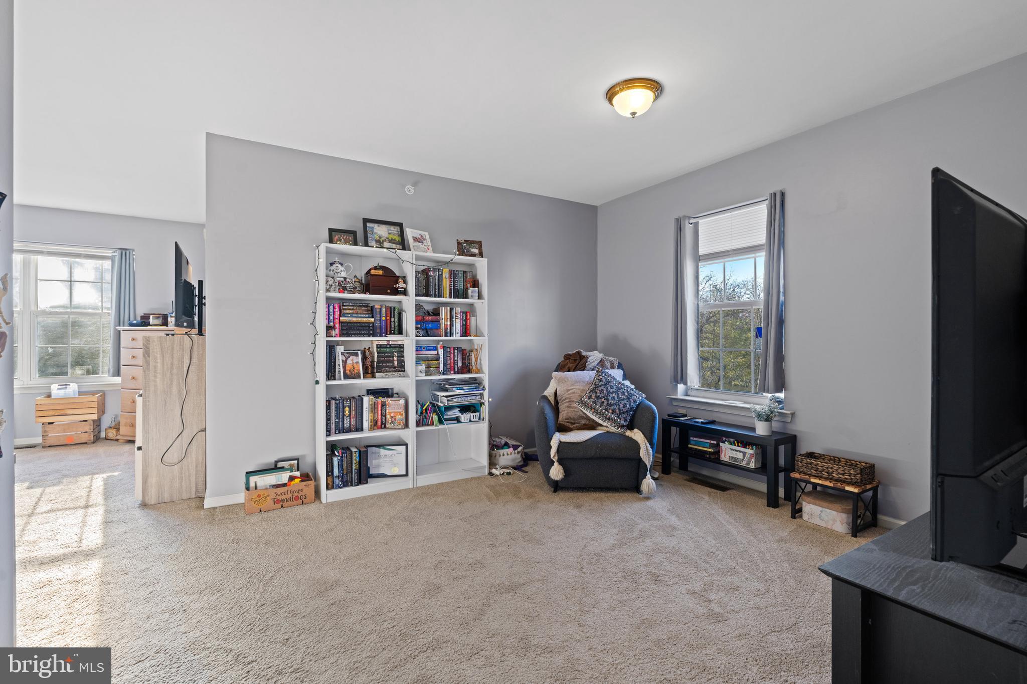 SUMMER LEA - Residential