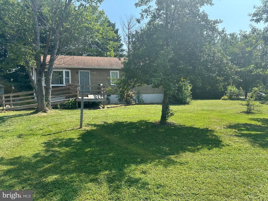 ***OFFER DEADLINE IS: Aug 16th at 5PM***

Great Bealeton location. Perfect starter home that will provide its owner a foothold in home ownership at a great entrance price or a great investor property.  Large lot provides plenty of room for garden, recreation, expansion, or just relaxing after a day of work.  Large shed provides a great space for hobbies, fully powered for varied electrical needs.  This home will not last long don’t wait and loose out.