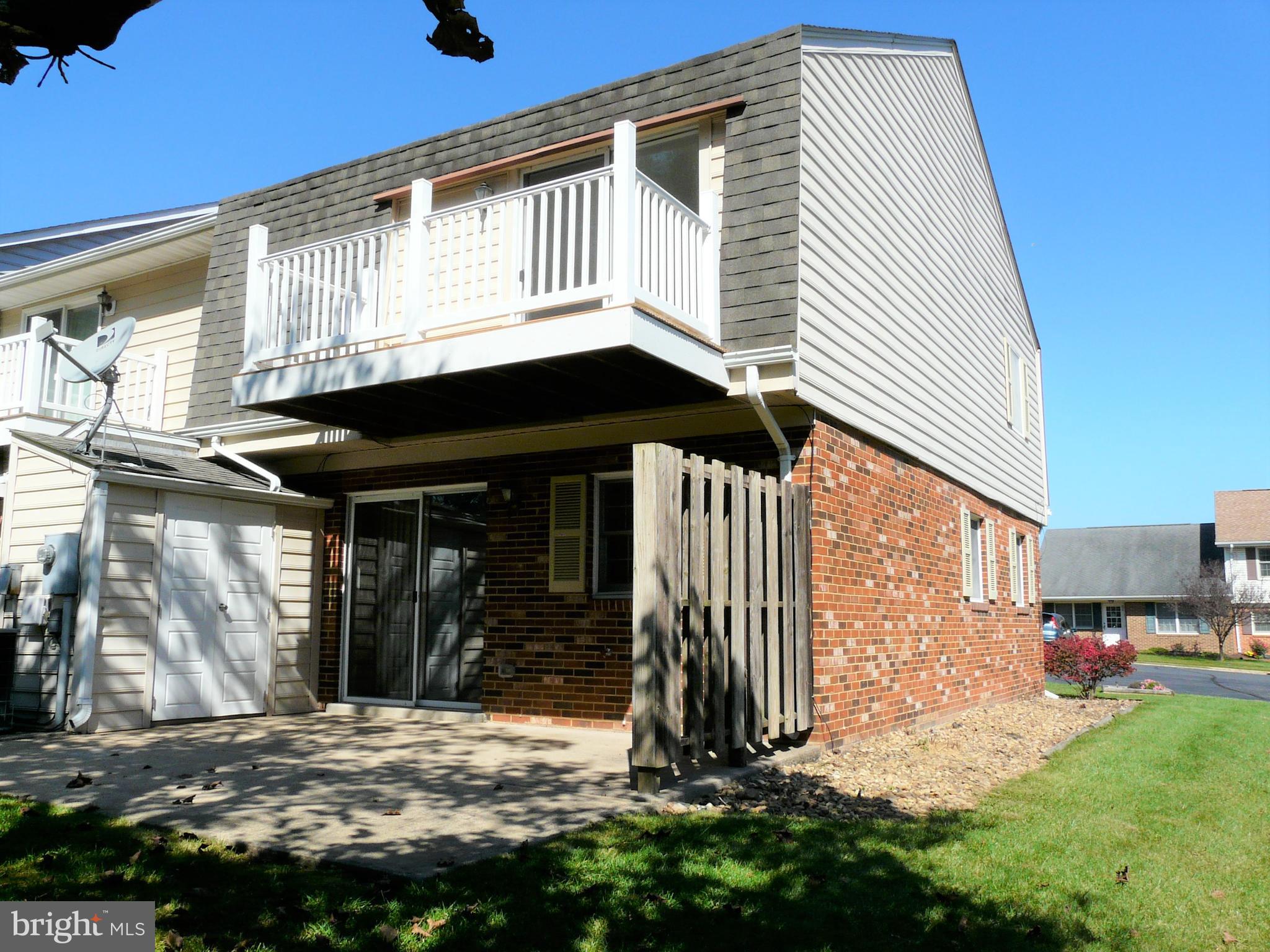 FAIRWAY VIEW ESTATES - Residential