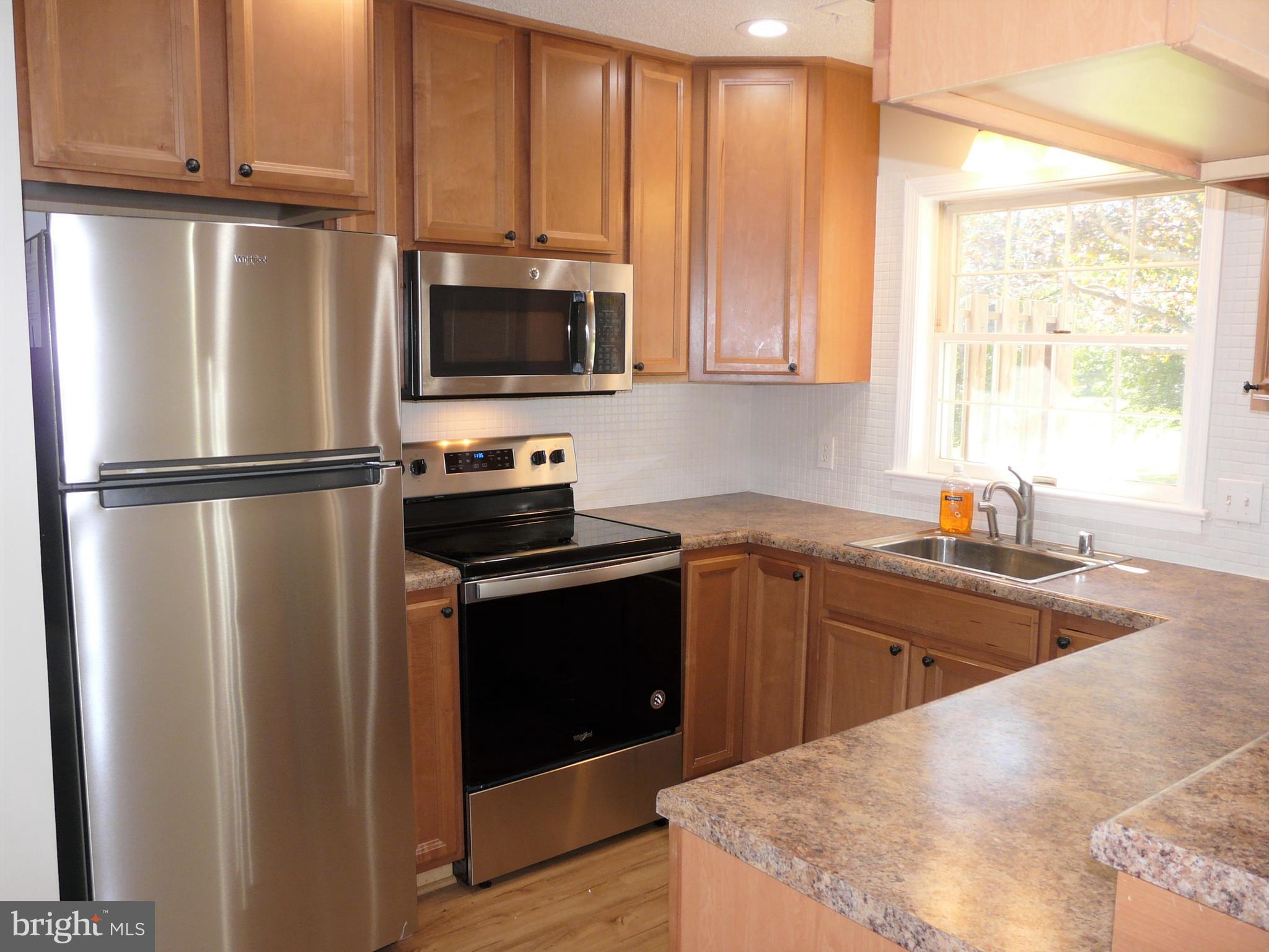 FAIRWAY VIEW ESTATES - Residential