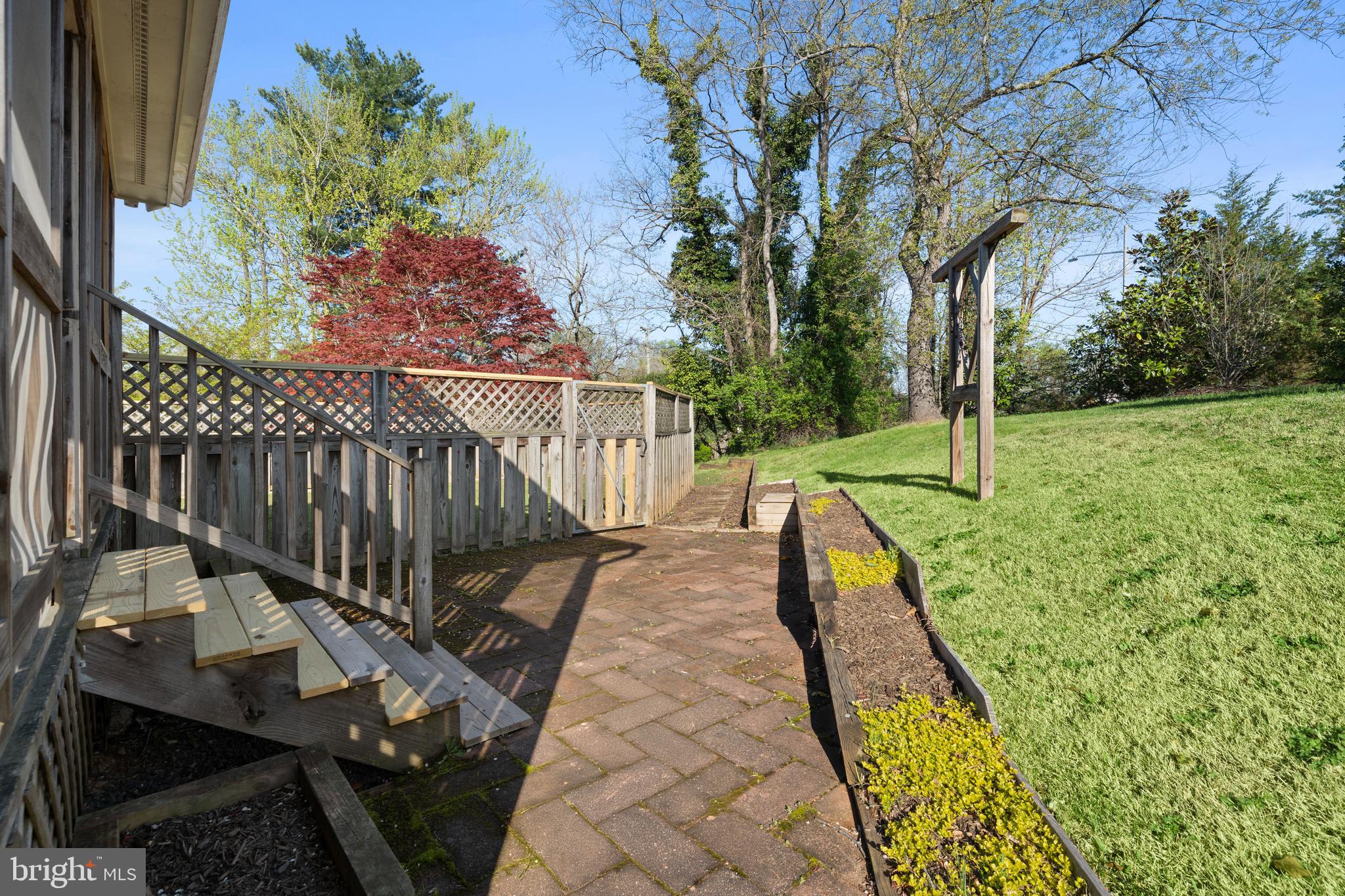 CARDINAL GLEN - Residential