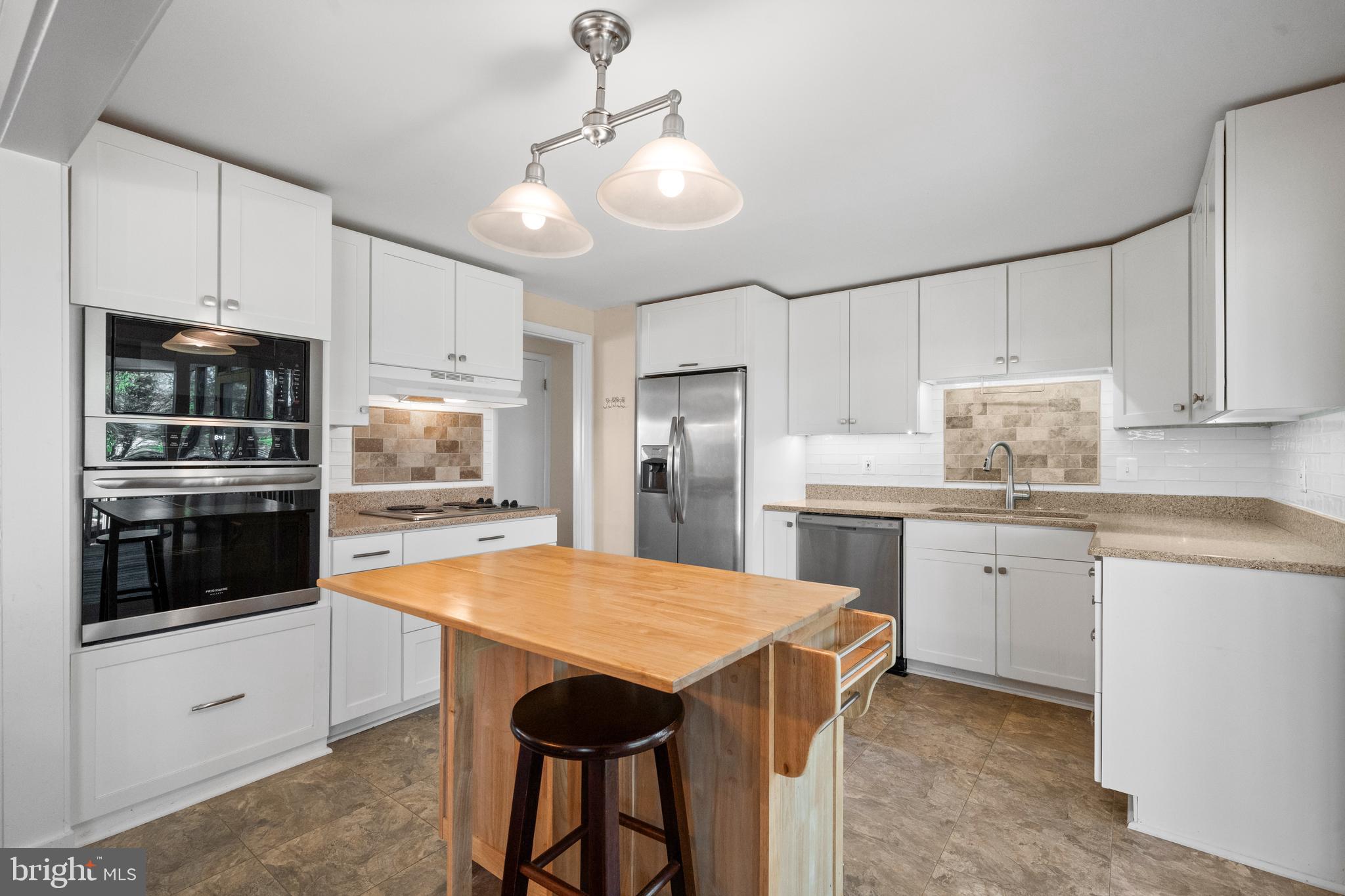 CARDINAL GLEN - Residential