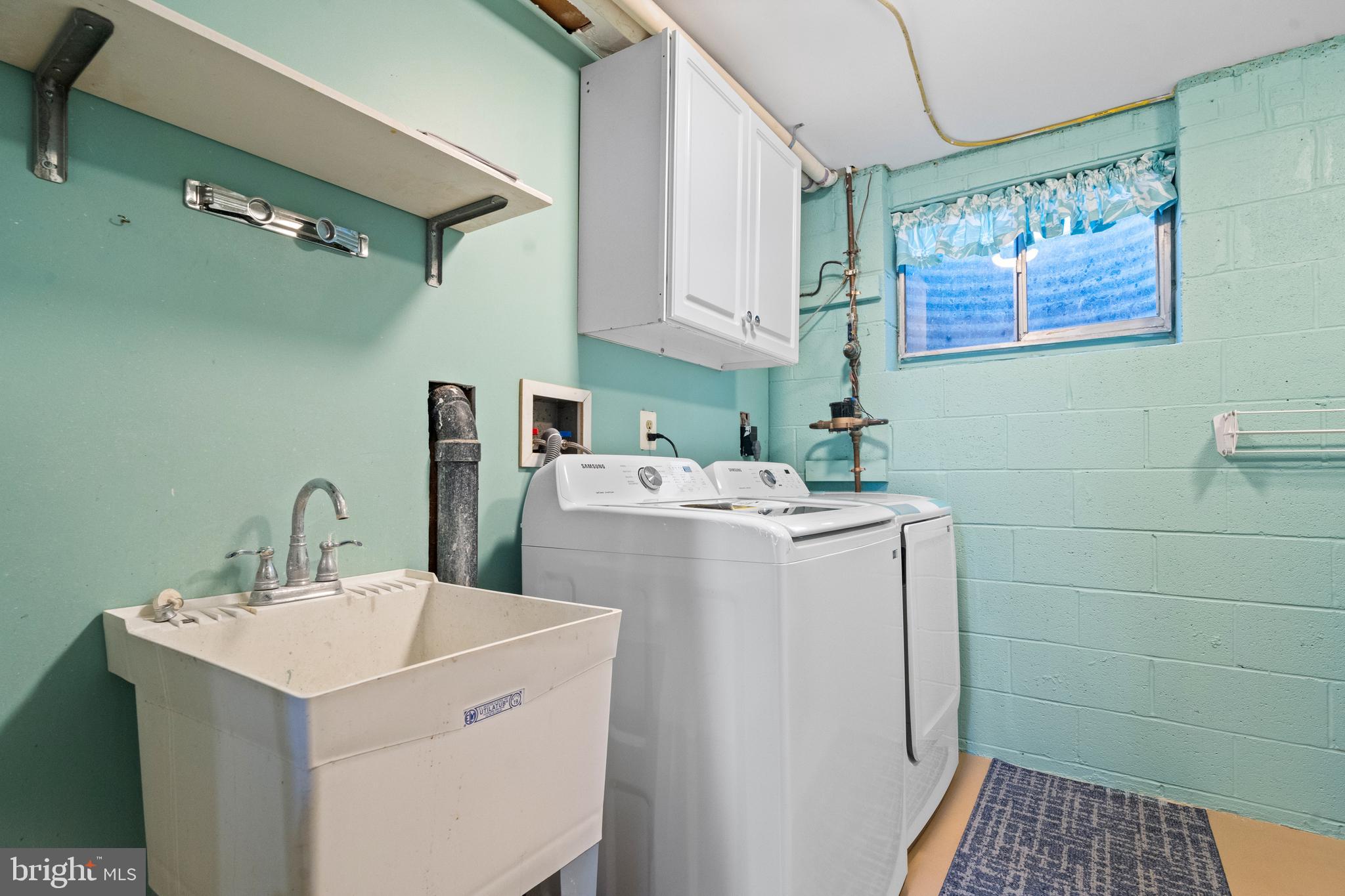 CARDINAL GLEN - Residential