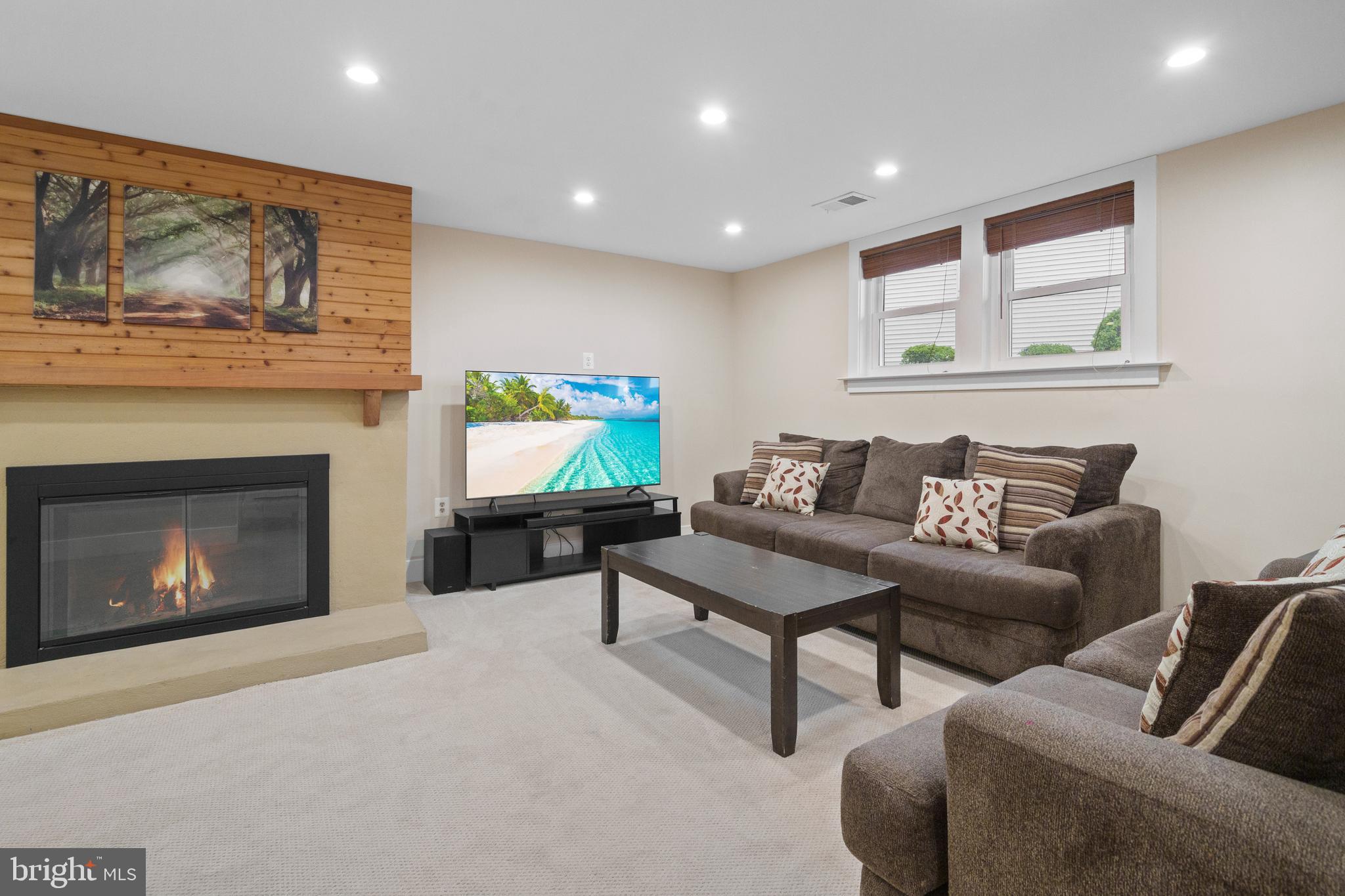 CARDINAL GLEN - Residential