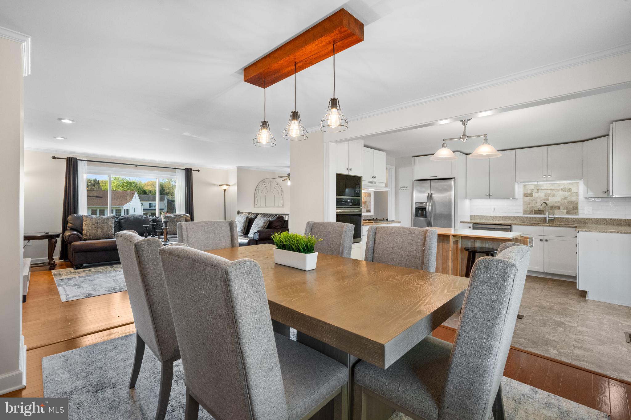 CARDINAL GLEN - Residential