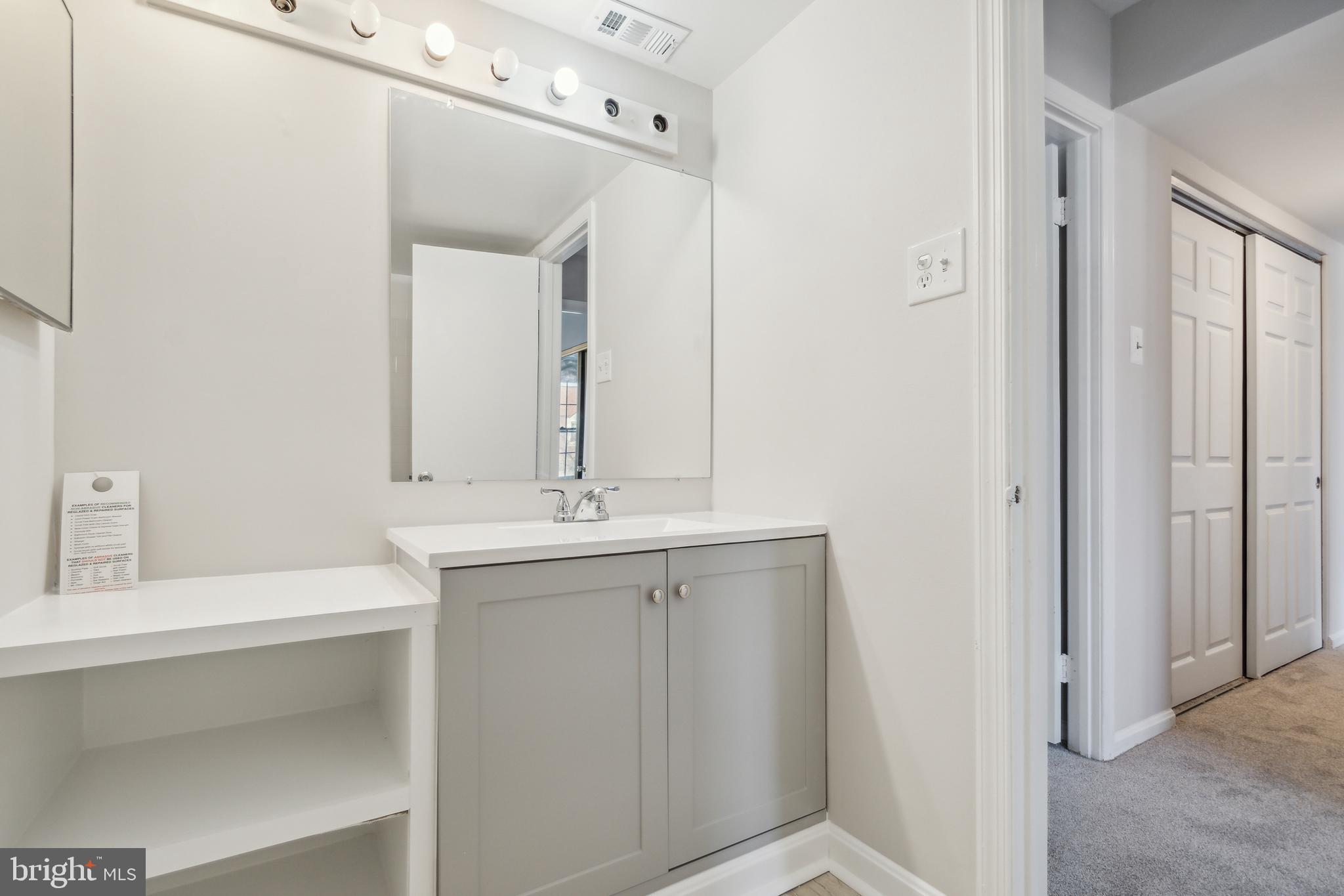 DIAMOND FARMS - Residential Lease