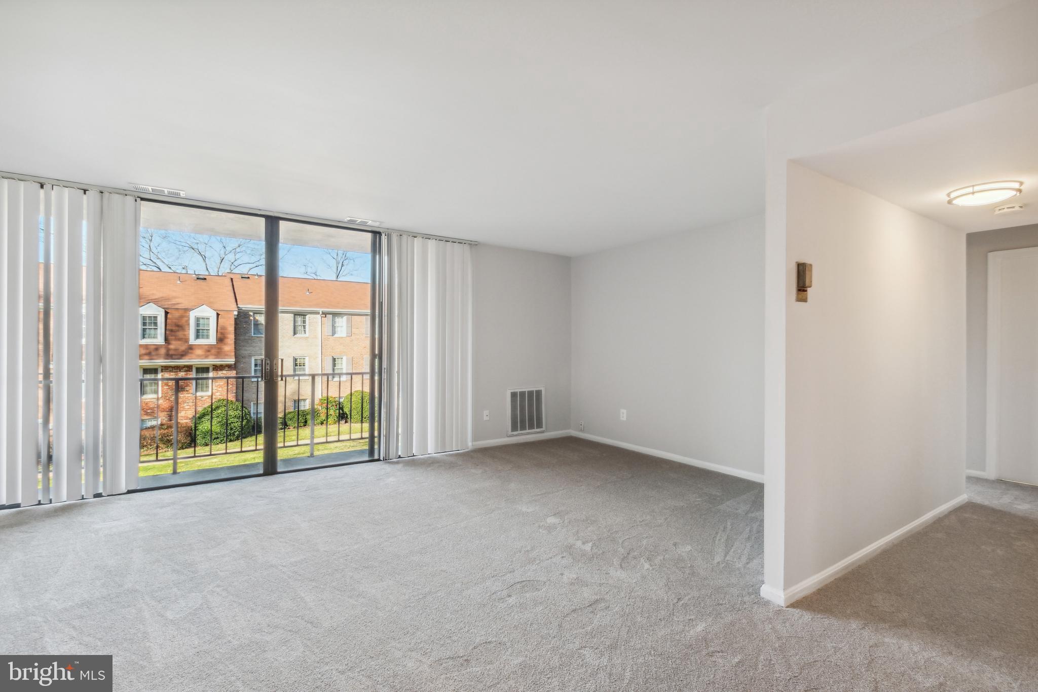 DIAMOND FARMS - Residential Lease