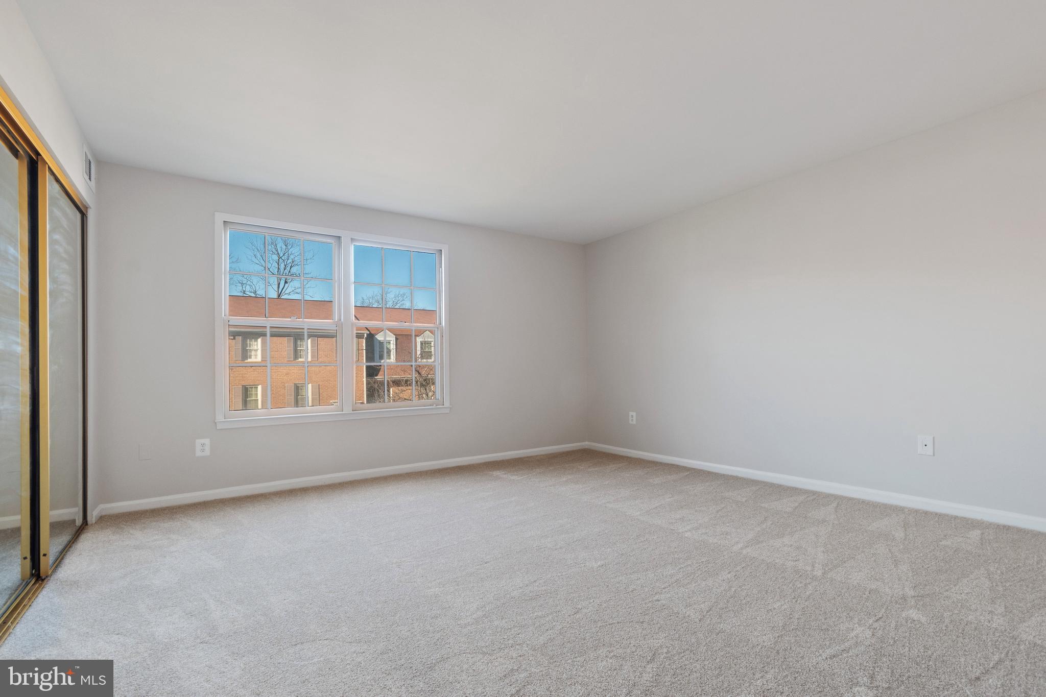 DIAMOND FARMS - Residential Lease