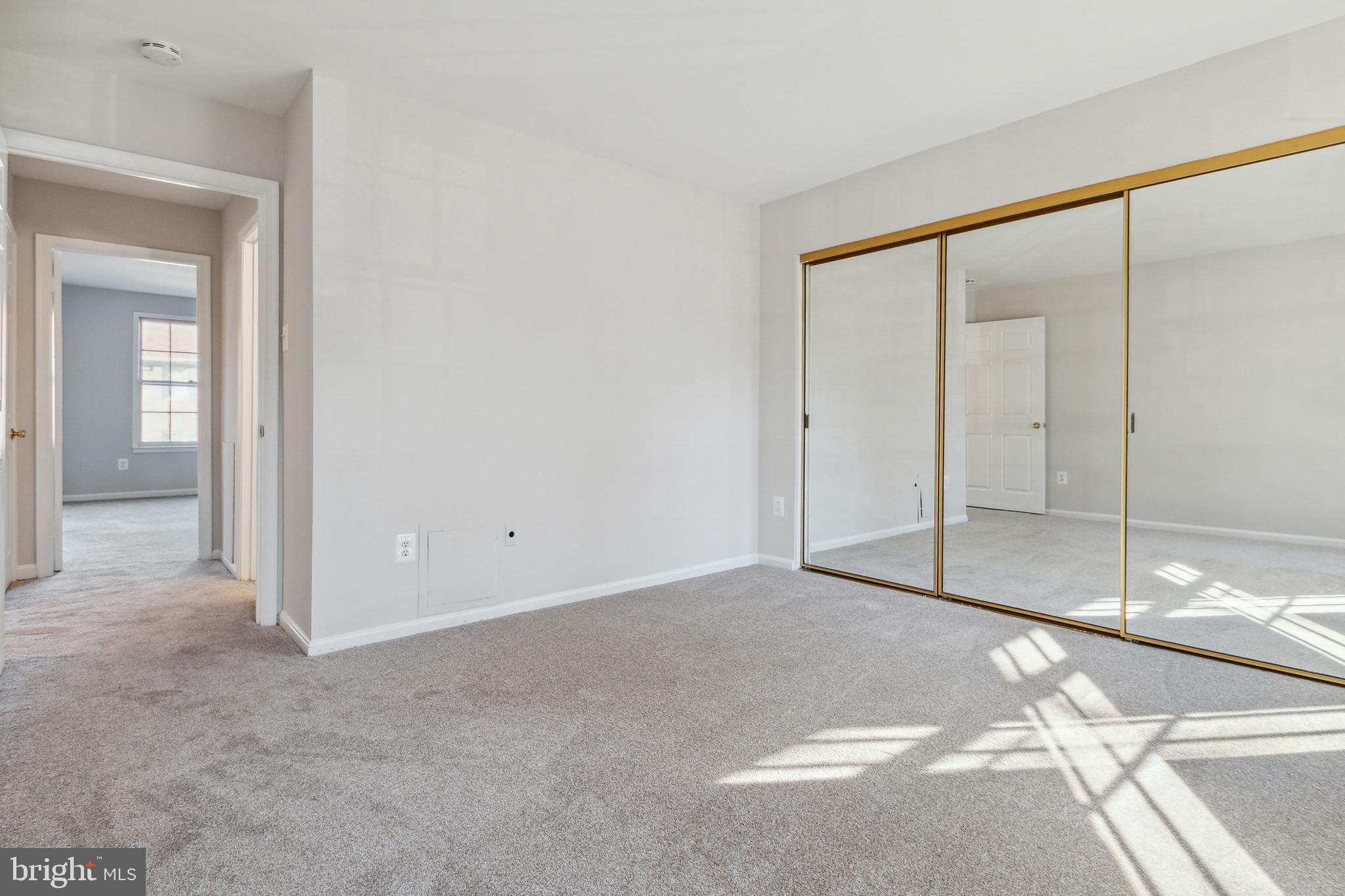 DIAMOND FARMS - Residential Lease