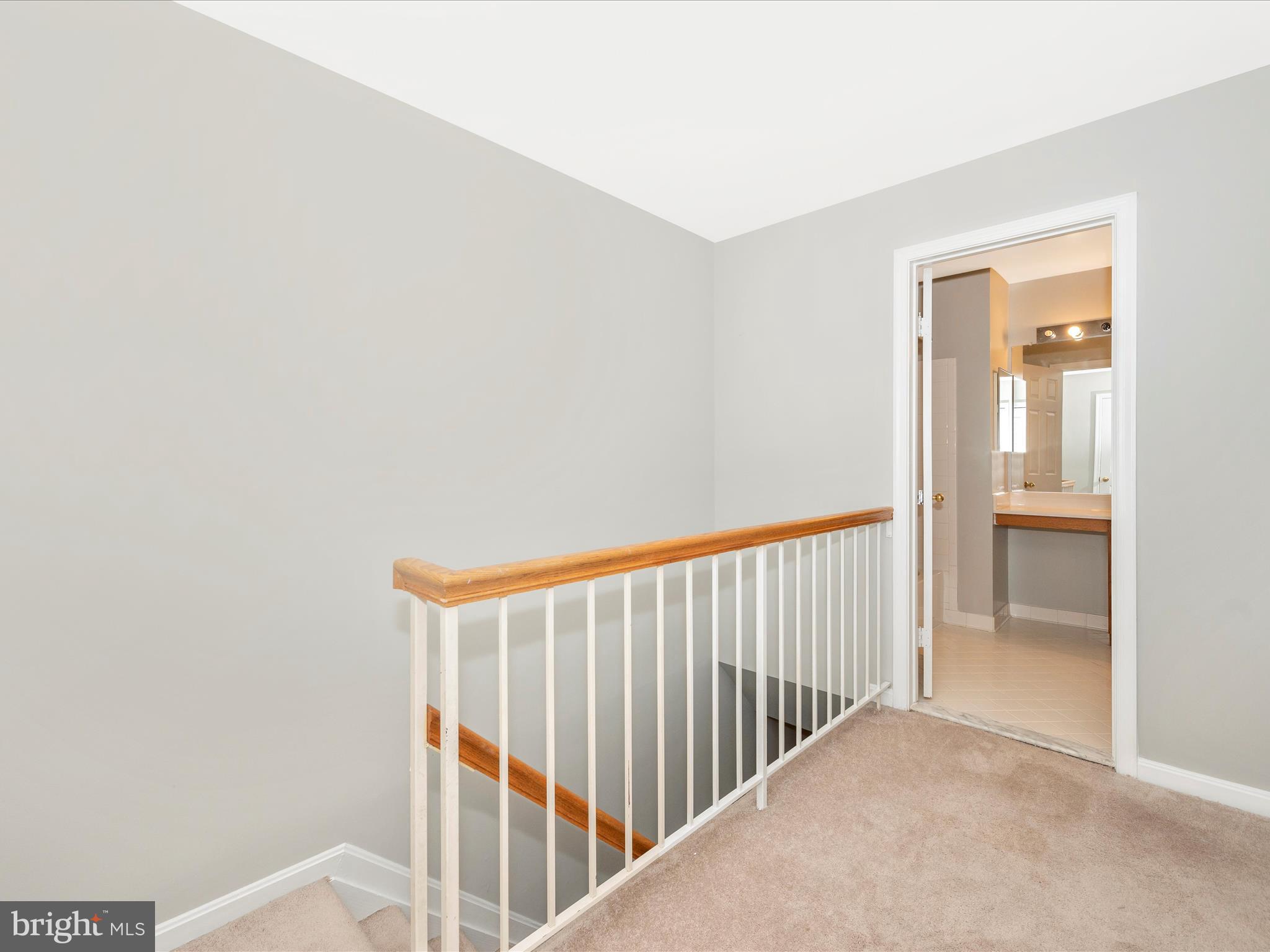 GLENSFORD CONDO - Residential