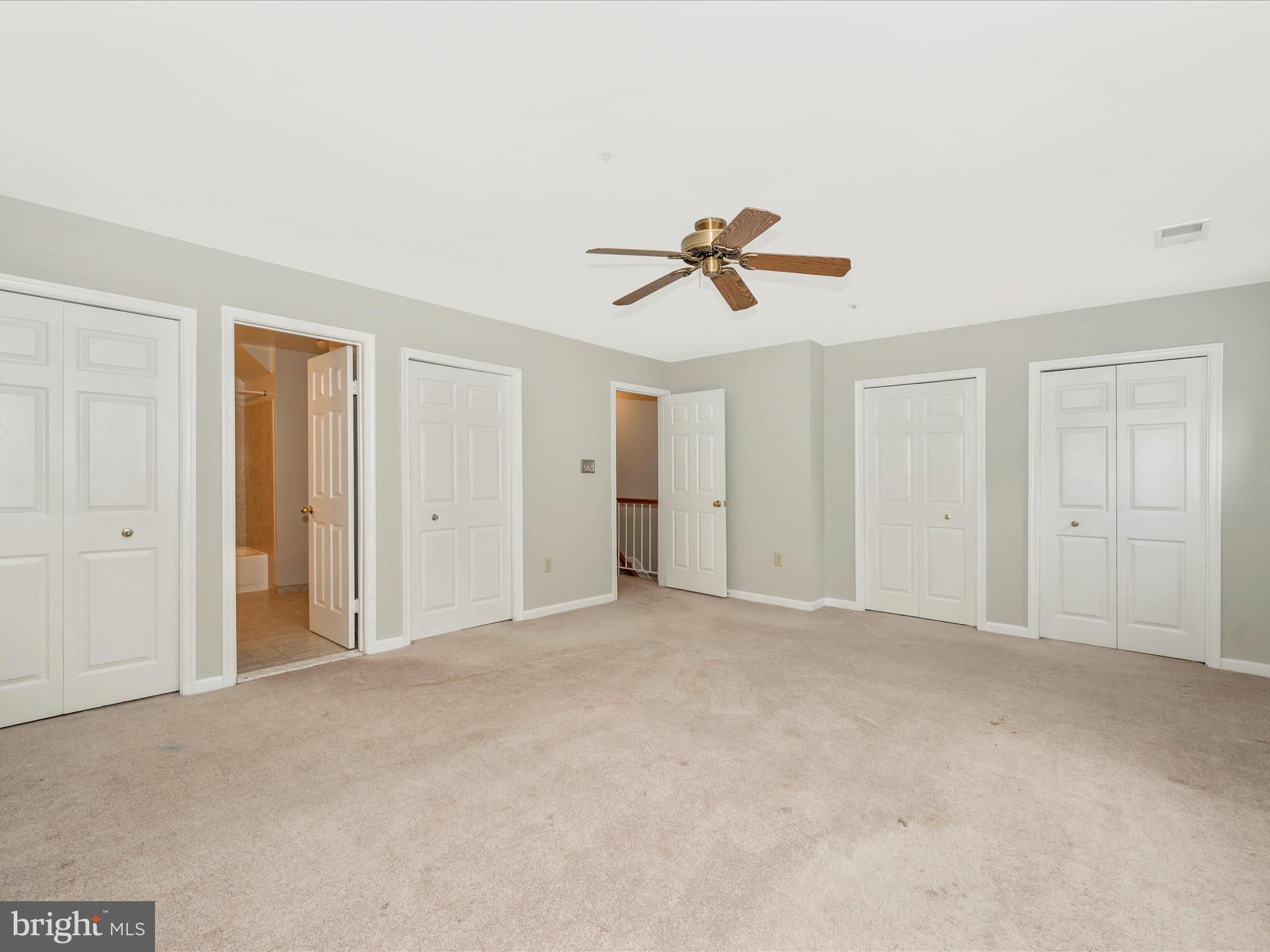 GLENSFORD CONDO - Residential