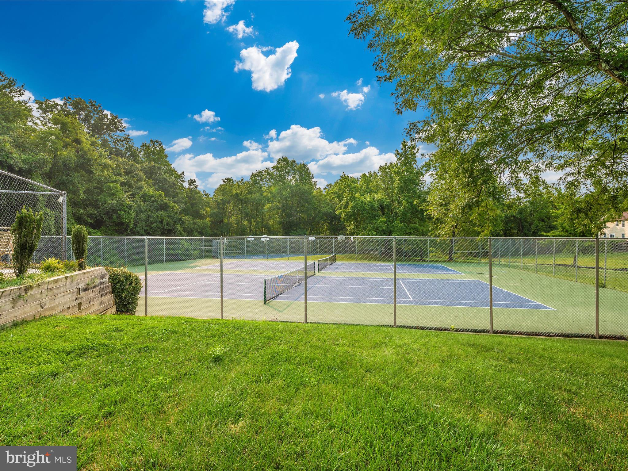 GLENSFORD CONDO - Residential