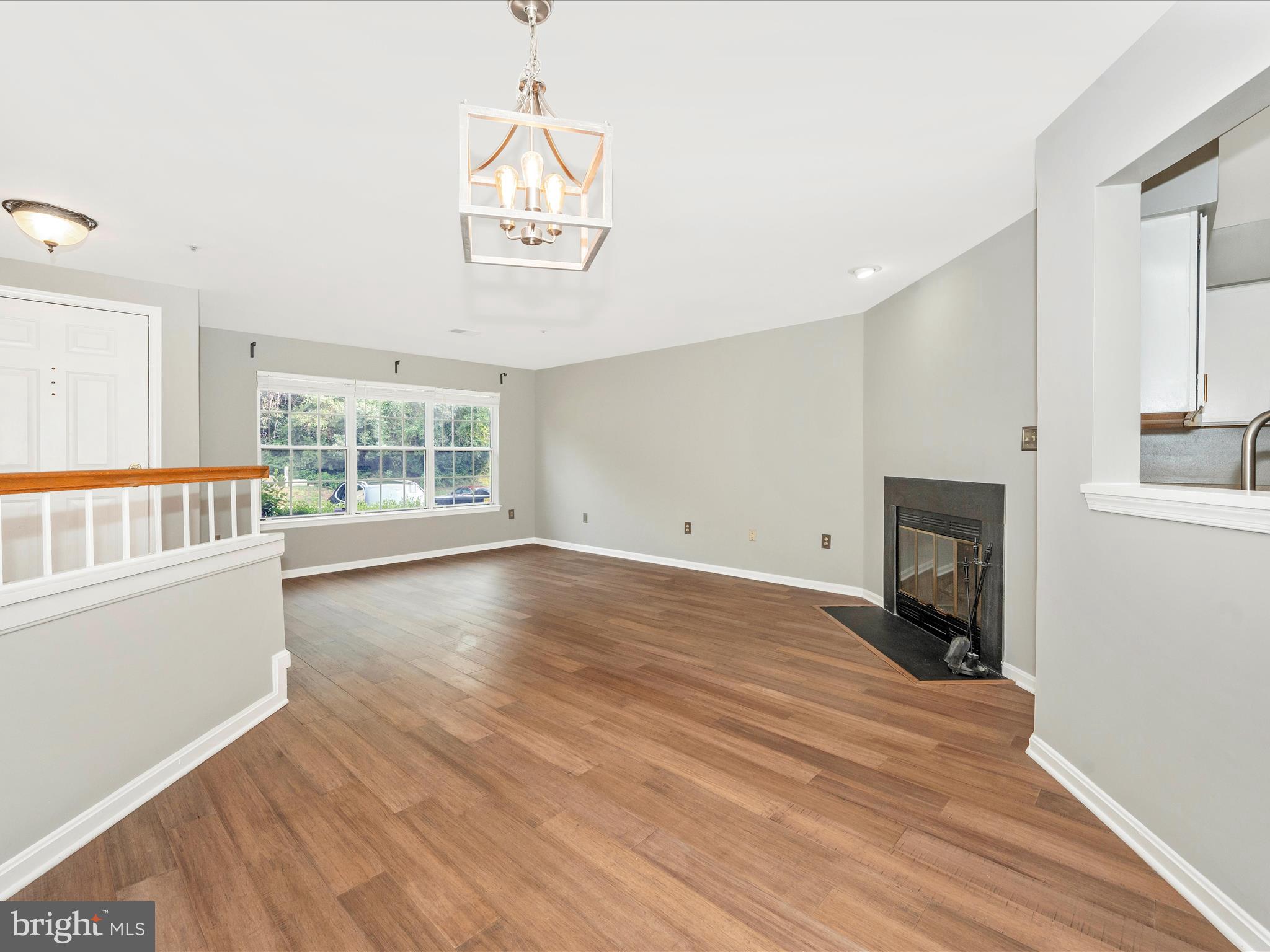 GLENSFORD CONDO - Residential