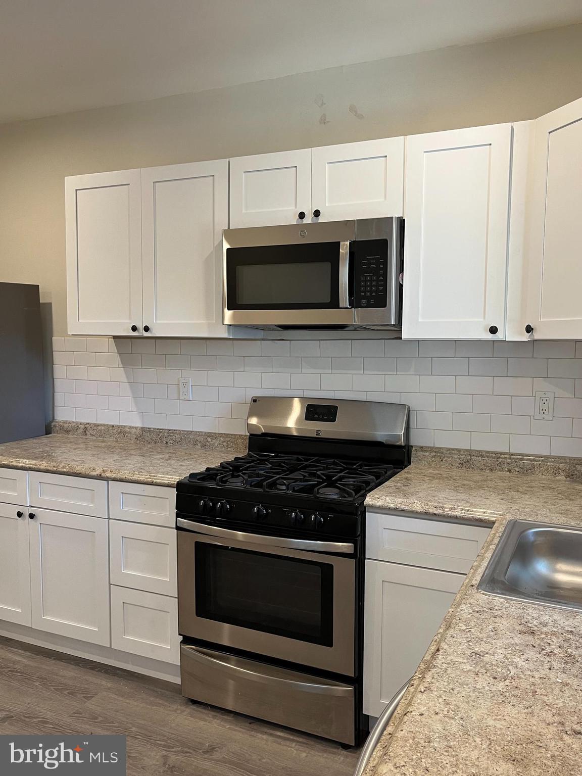 GRAYS FERRY - Residential Lease