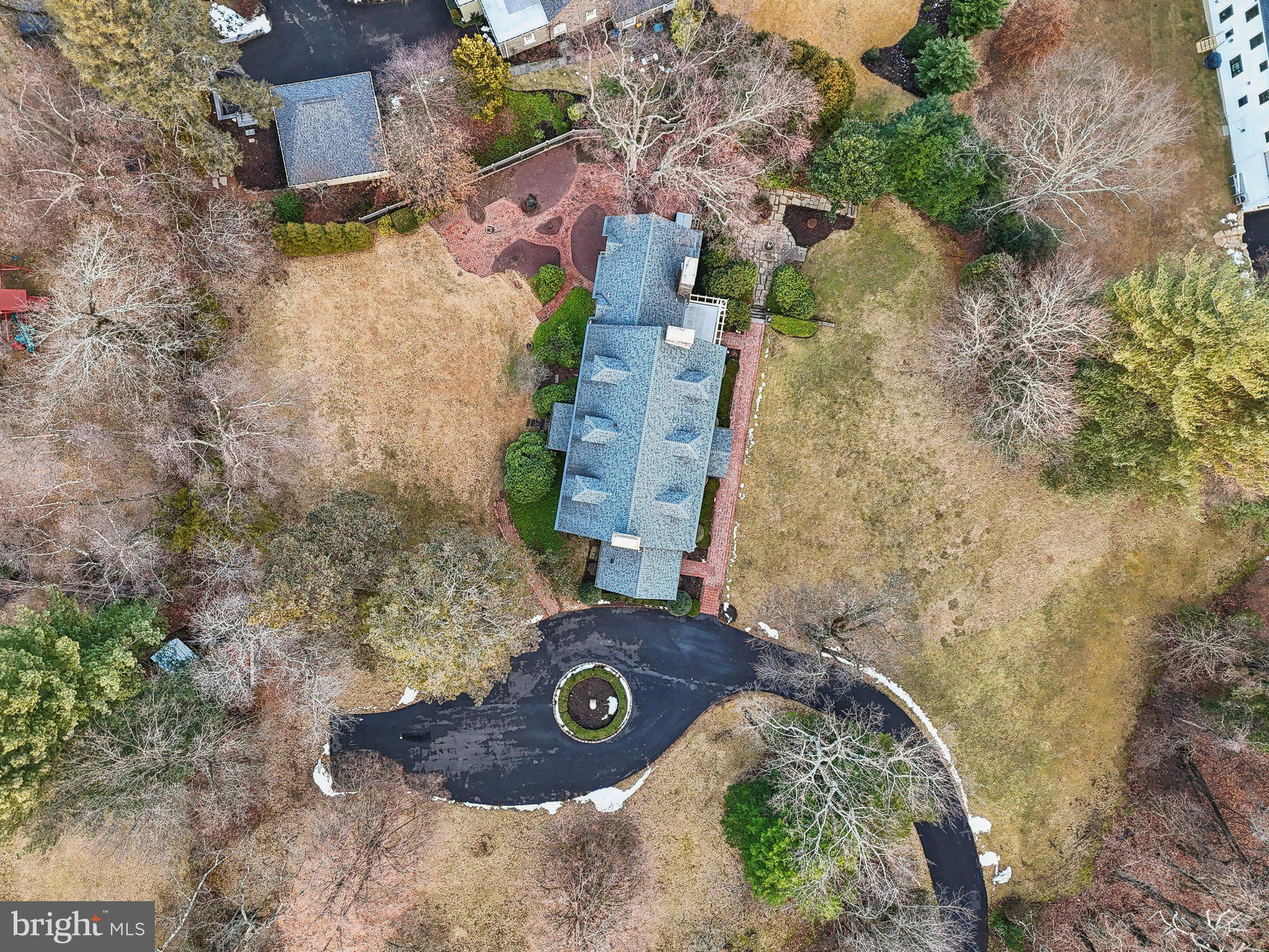 1515 CHERRY LANE