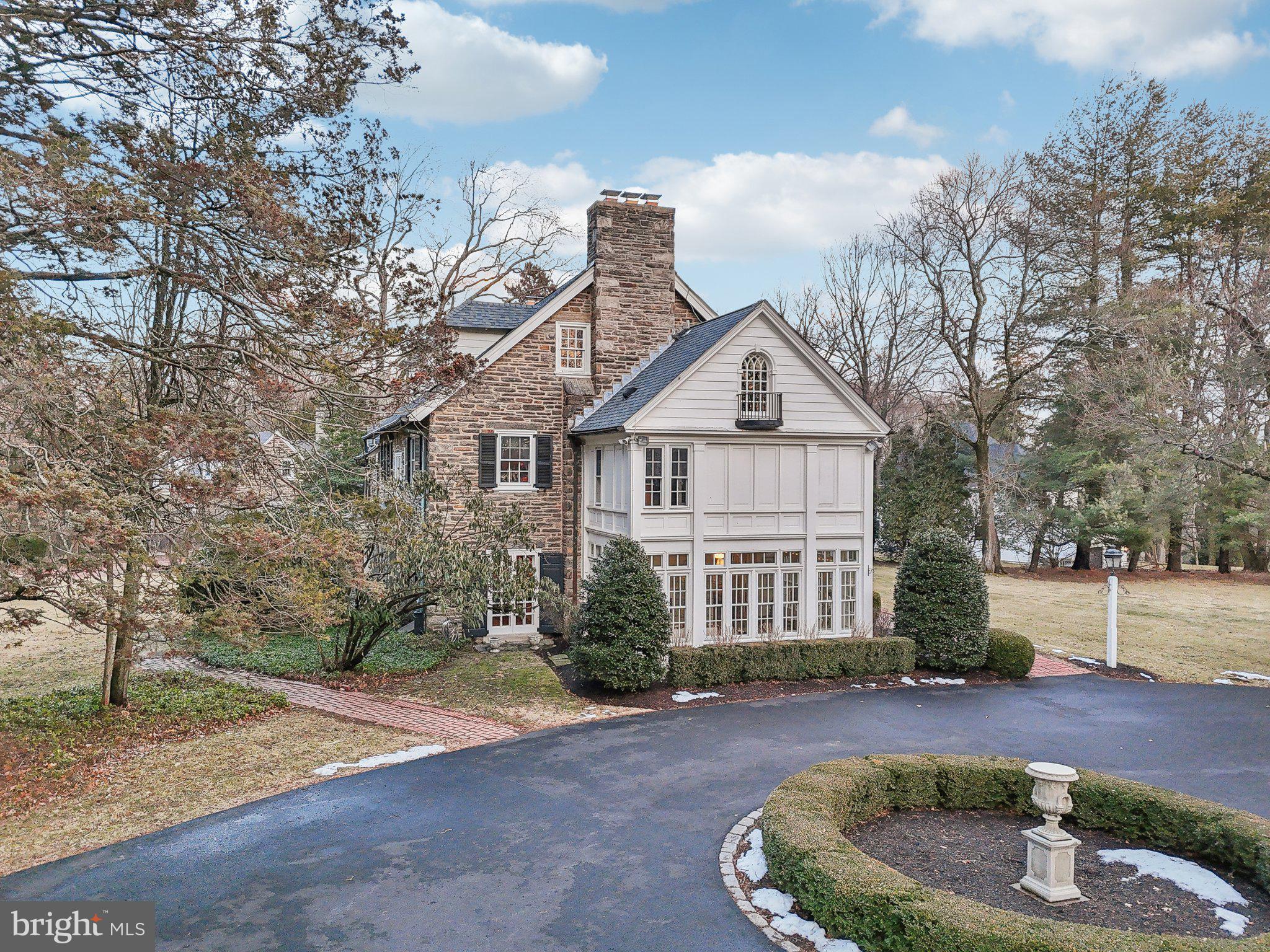 1515 CHERRY LANE