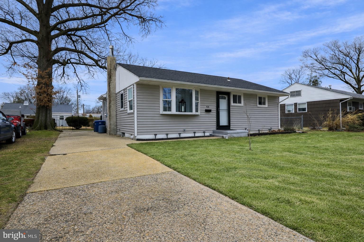 418 PERKINS LANE