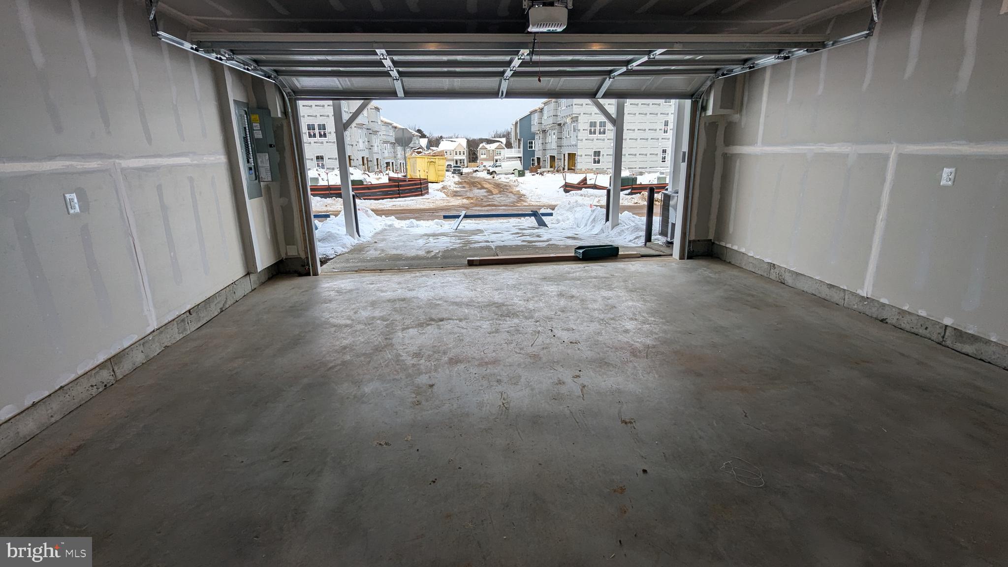 SHENANDOAH SPRINGS - Residential Lease