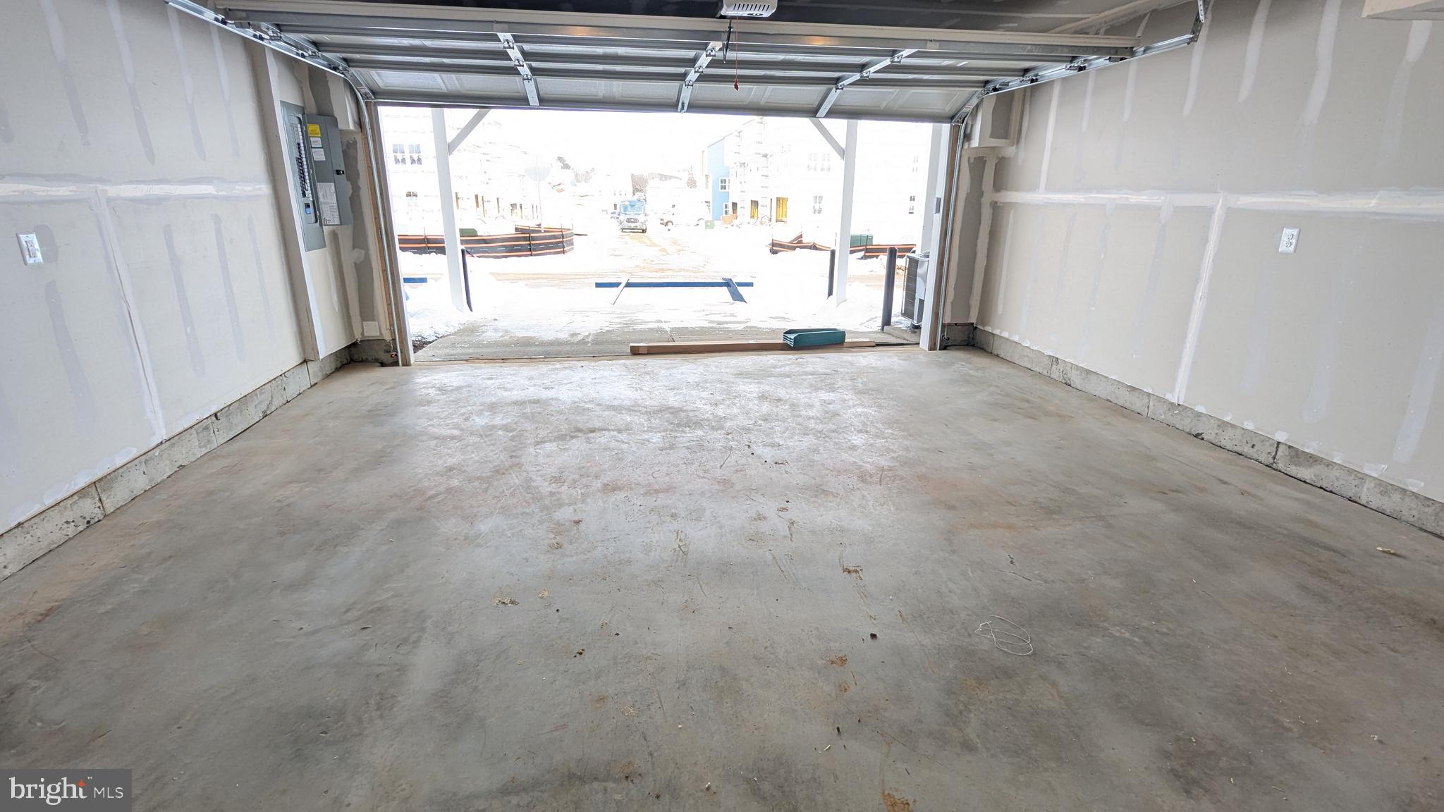 SHENANDOAH SPRINGS - Residential Lease