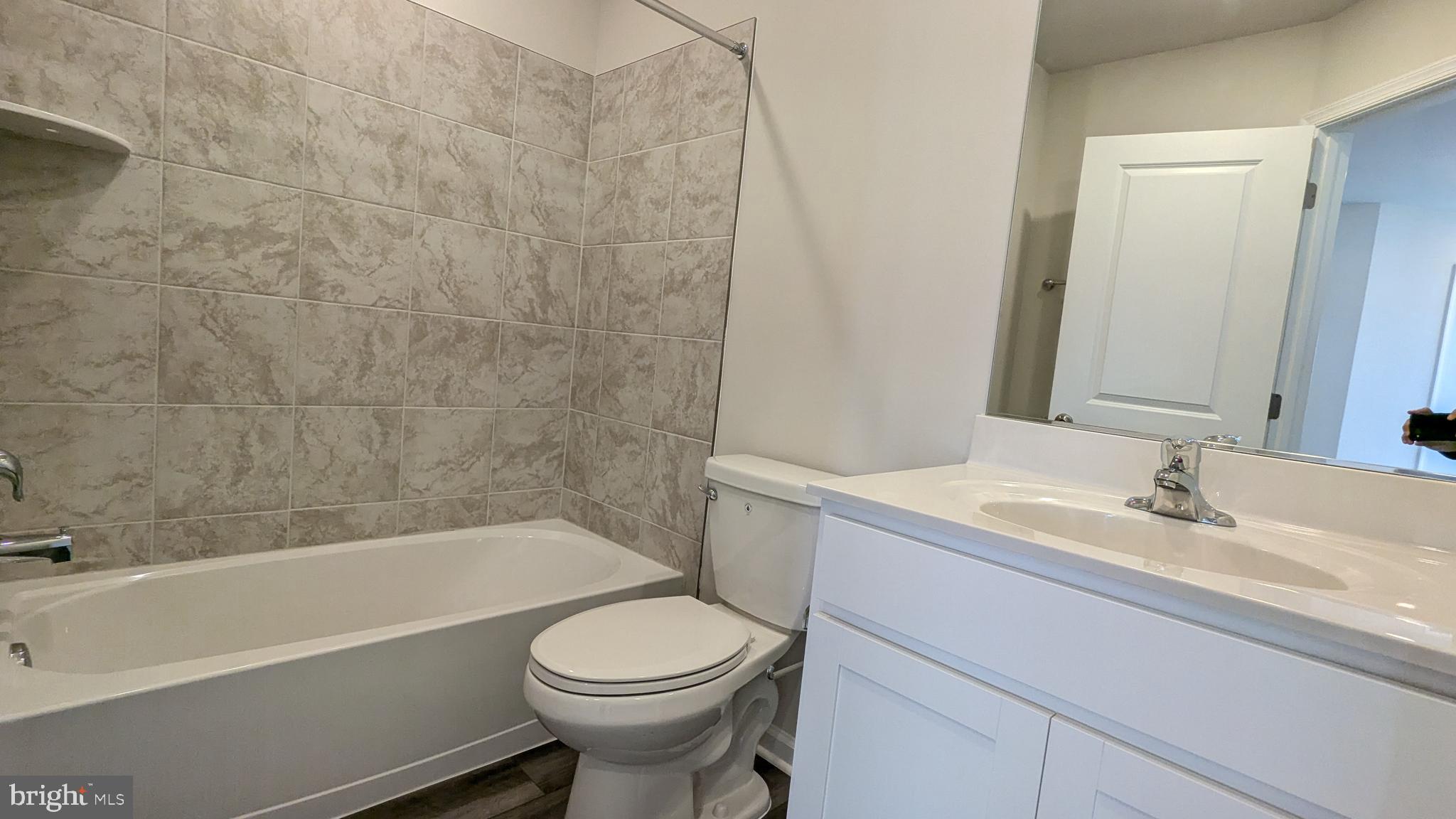 SHENANDOAH SPRINGS - Residential Lease