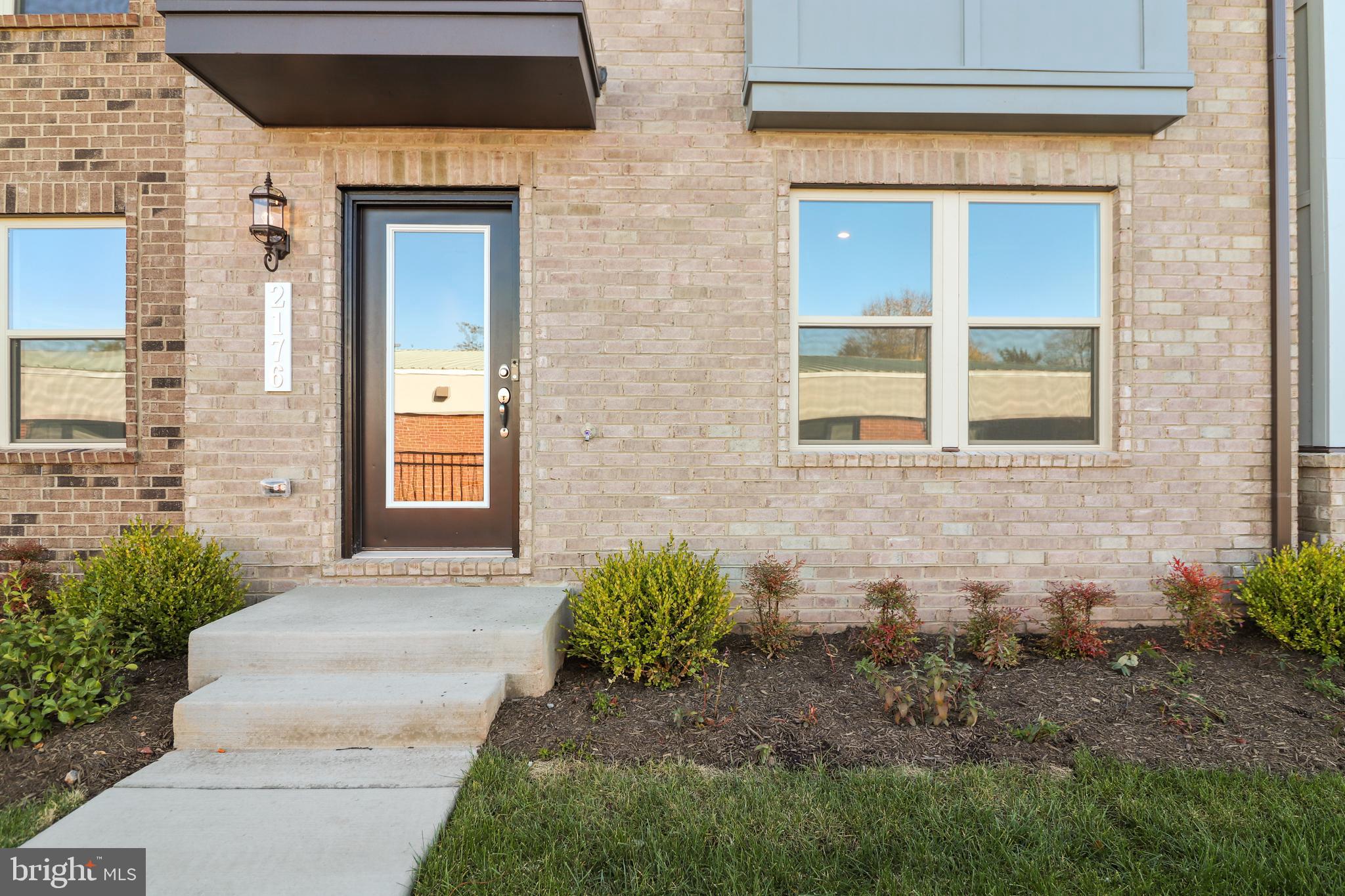 PARK PLACE - Residential Lease