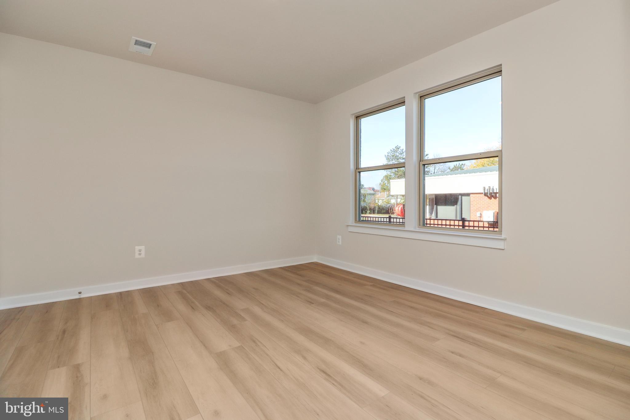 PARK PLACE - Residential Lease