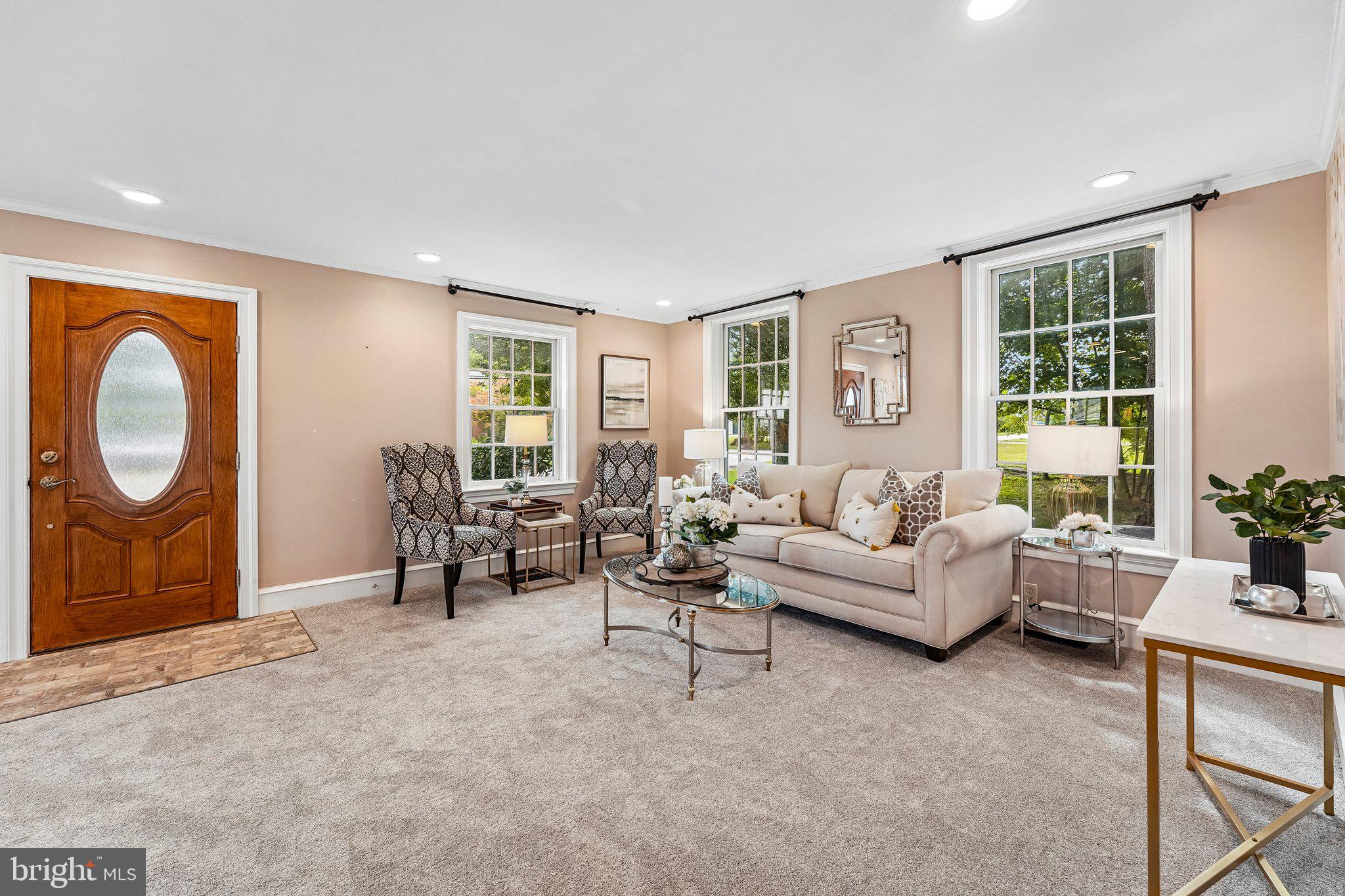 4 CRUMLEY AVENUE