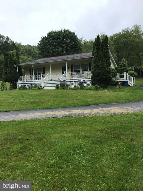 5930 GLEN ROAD COOPERSBURG PA 18036