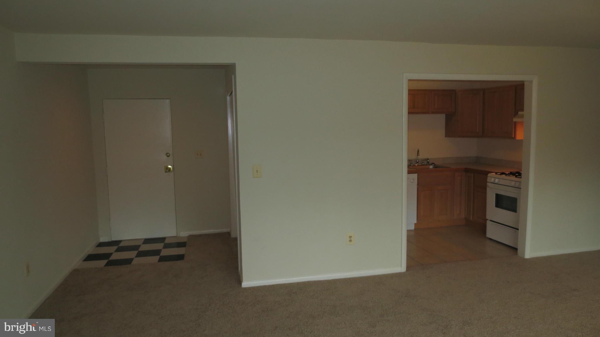 LAKE WALKER - Residential Lease