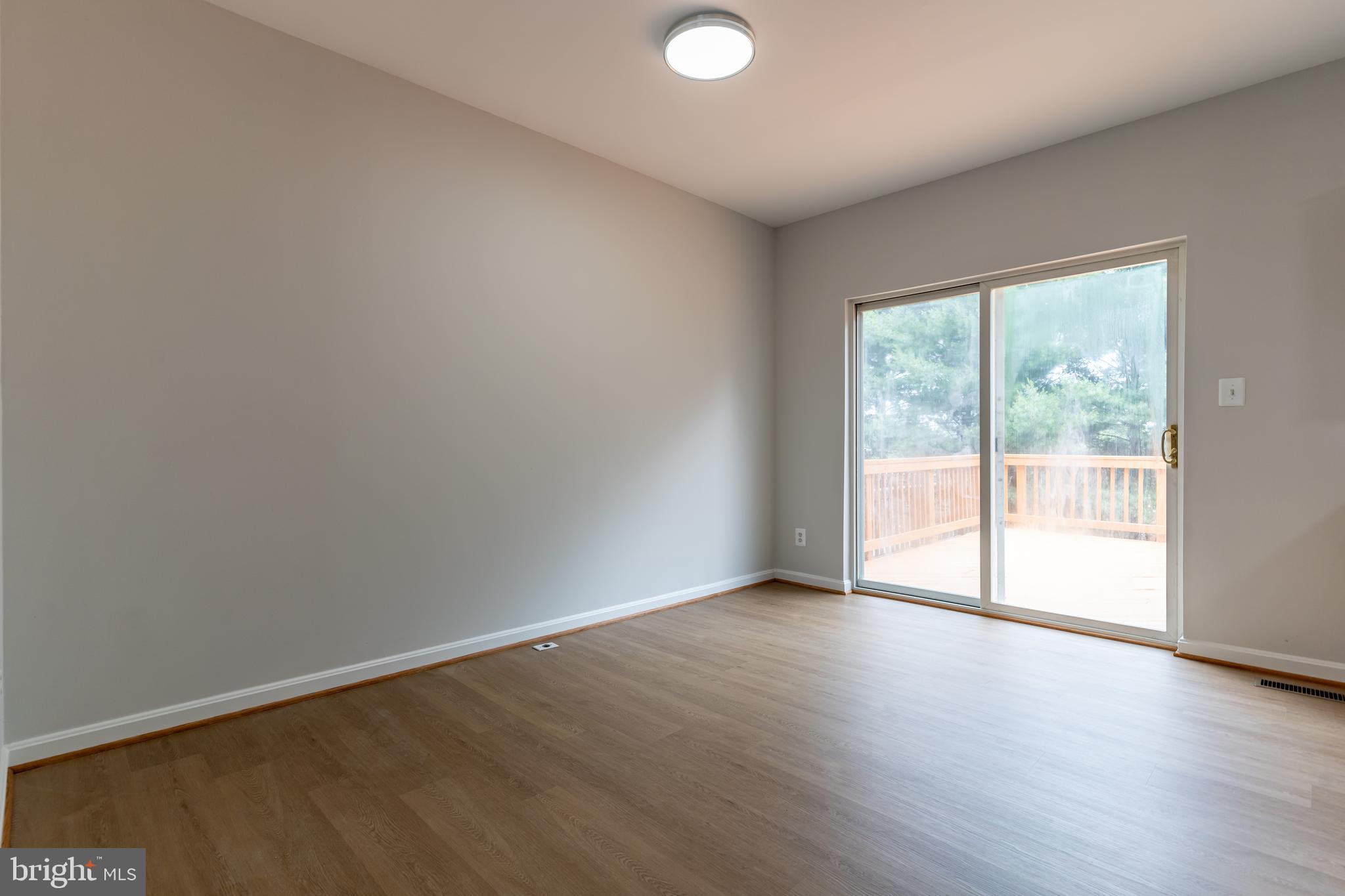 BLOOMS CROSSING - Residential