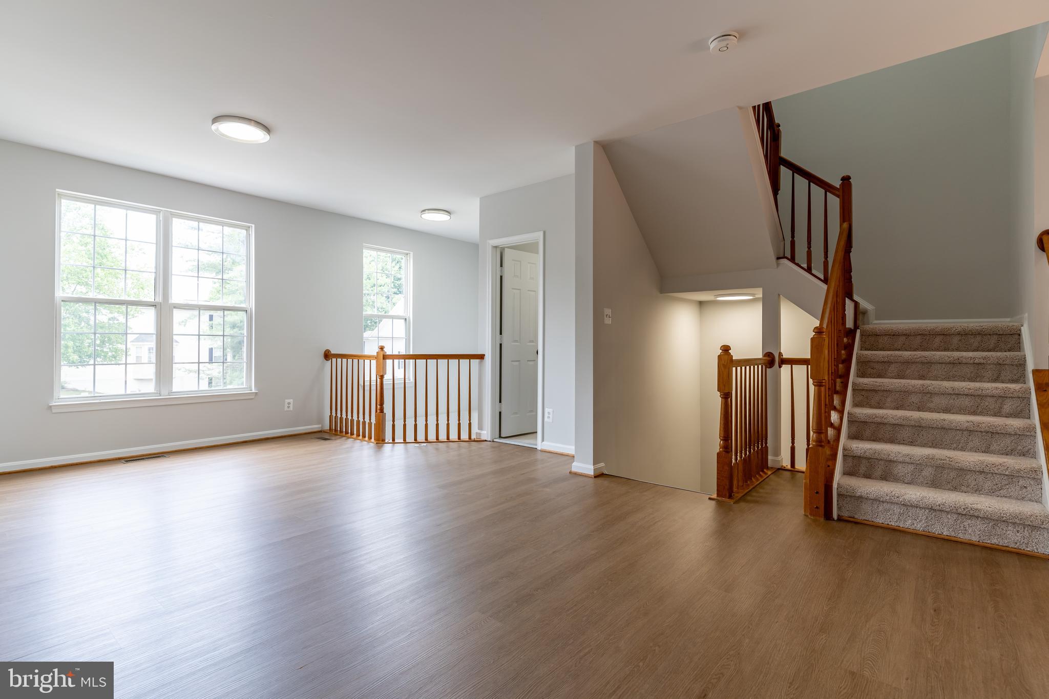 BLOOMS CROSSING - Residential