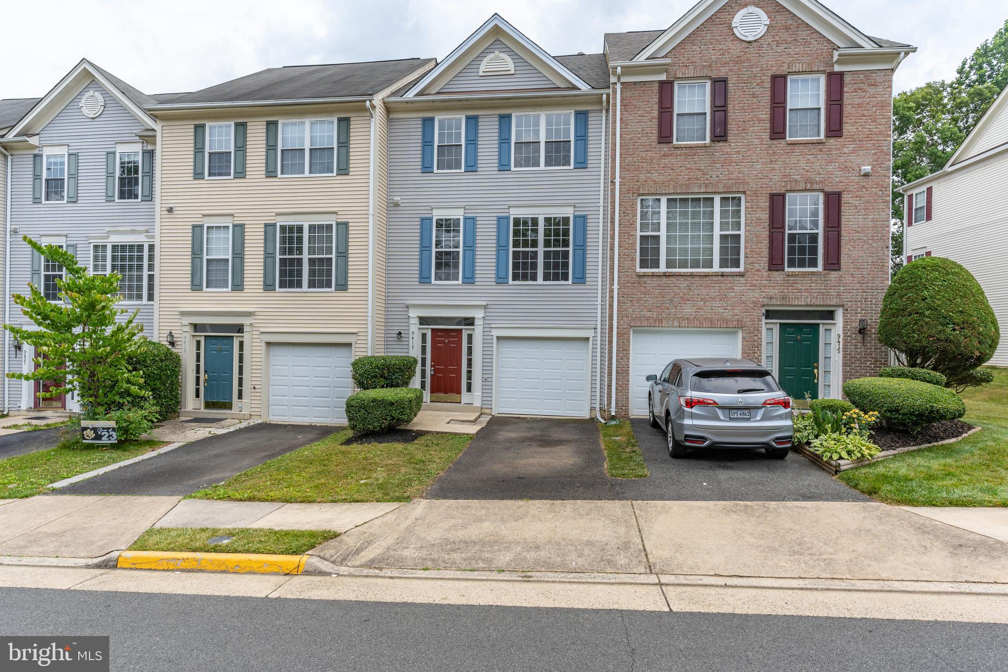 BLOOMS CROSSING - Residential