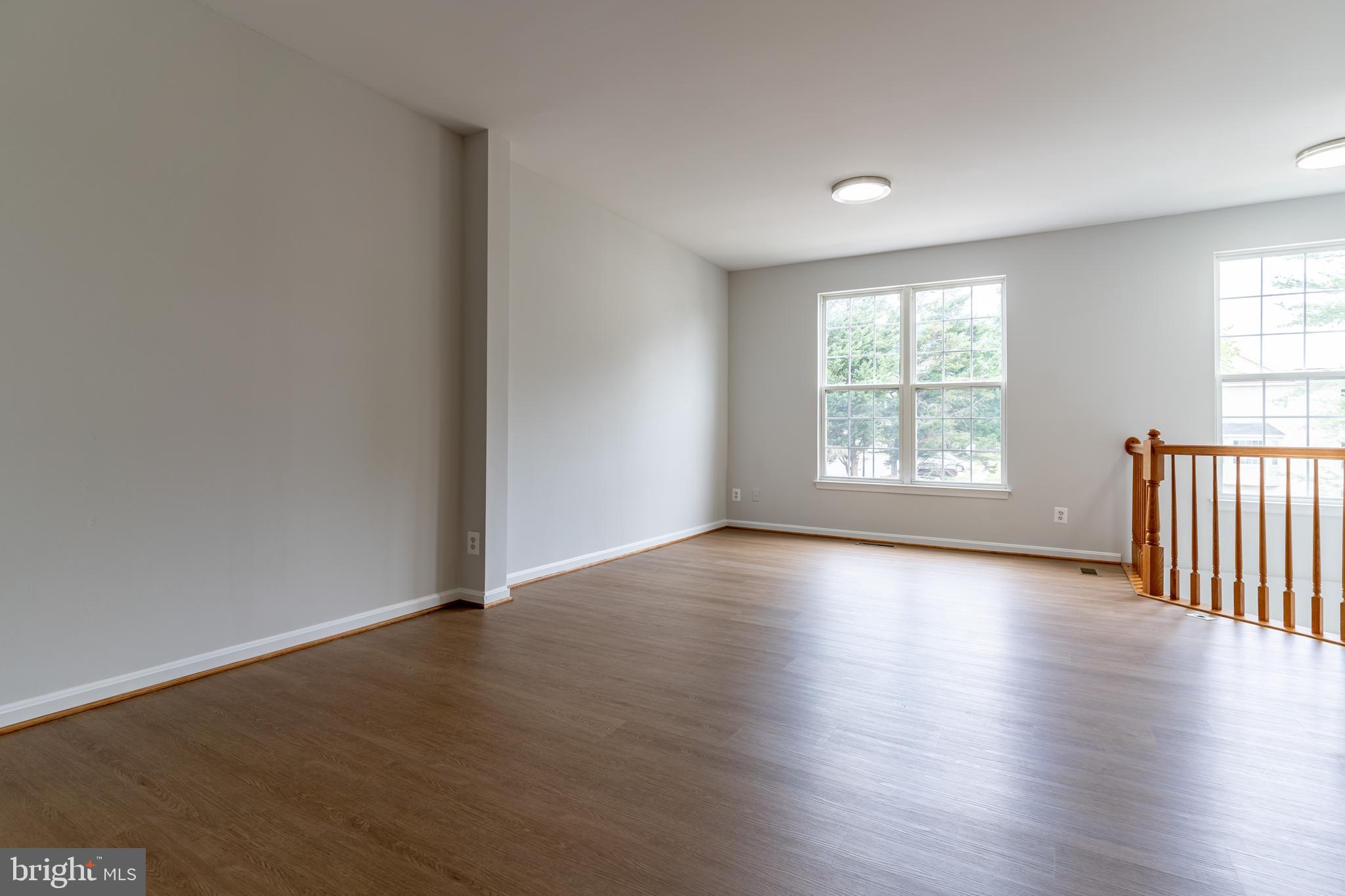 BLOOMS CROSSING - Residential